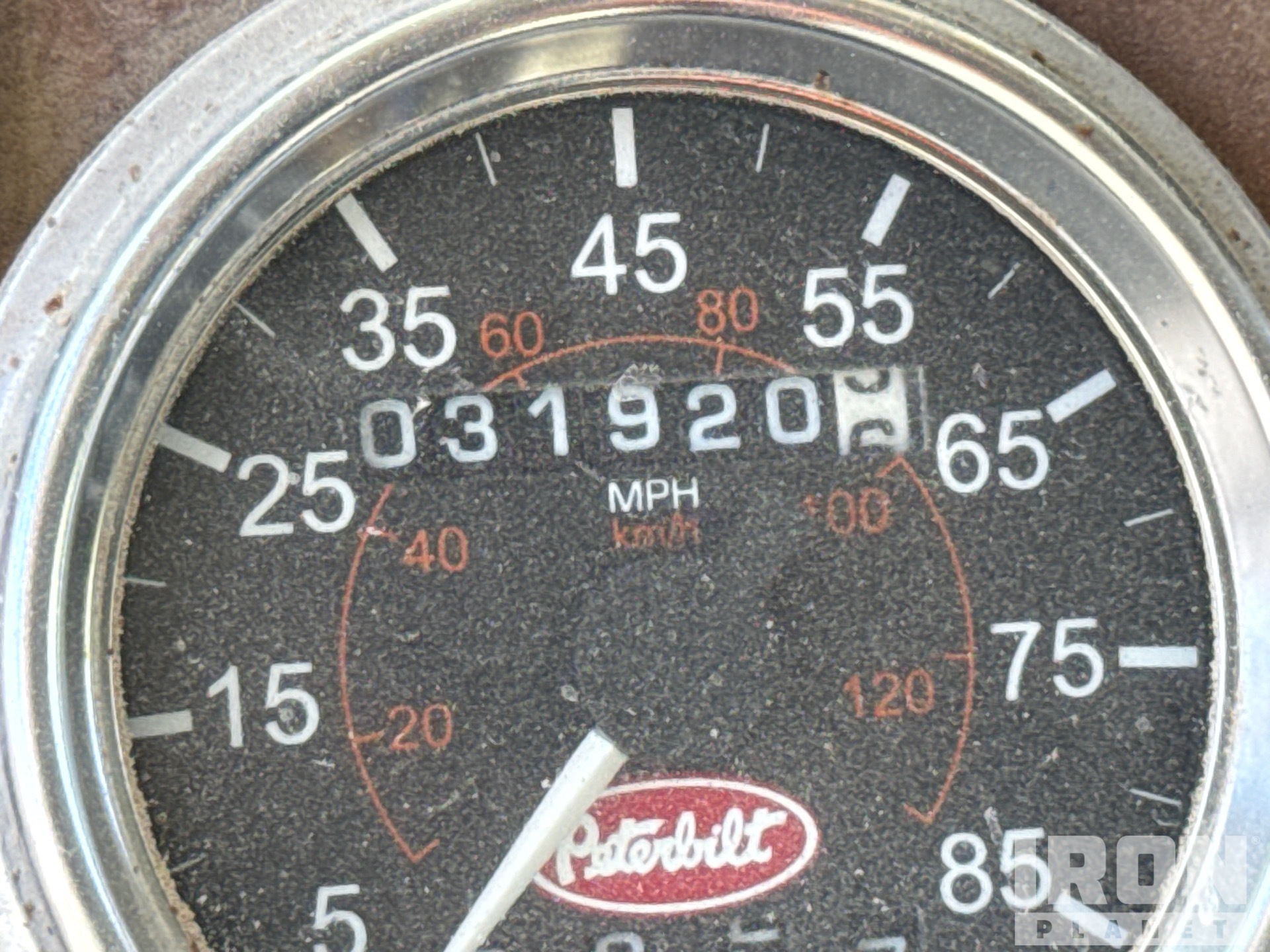 2008 Peterbilt T335