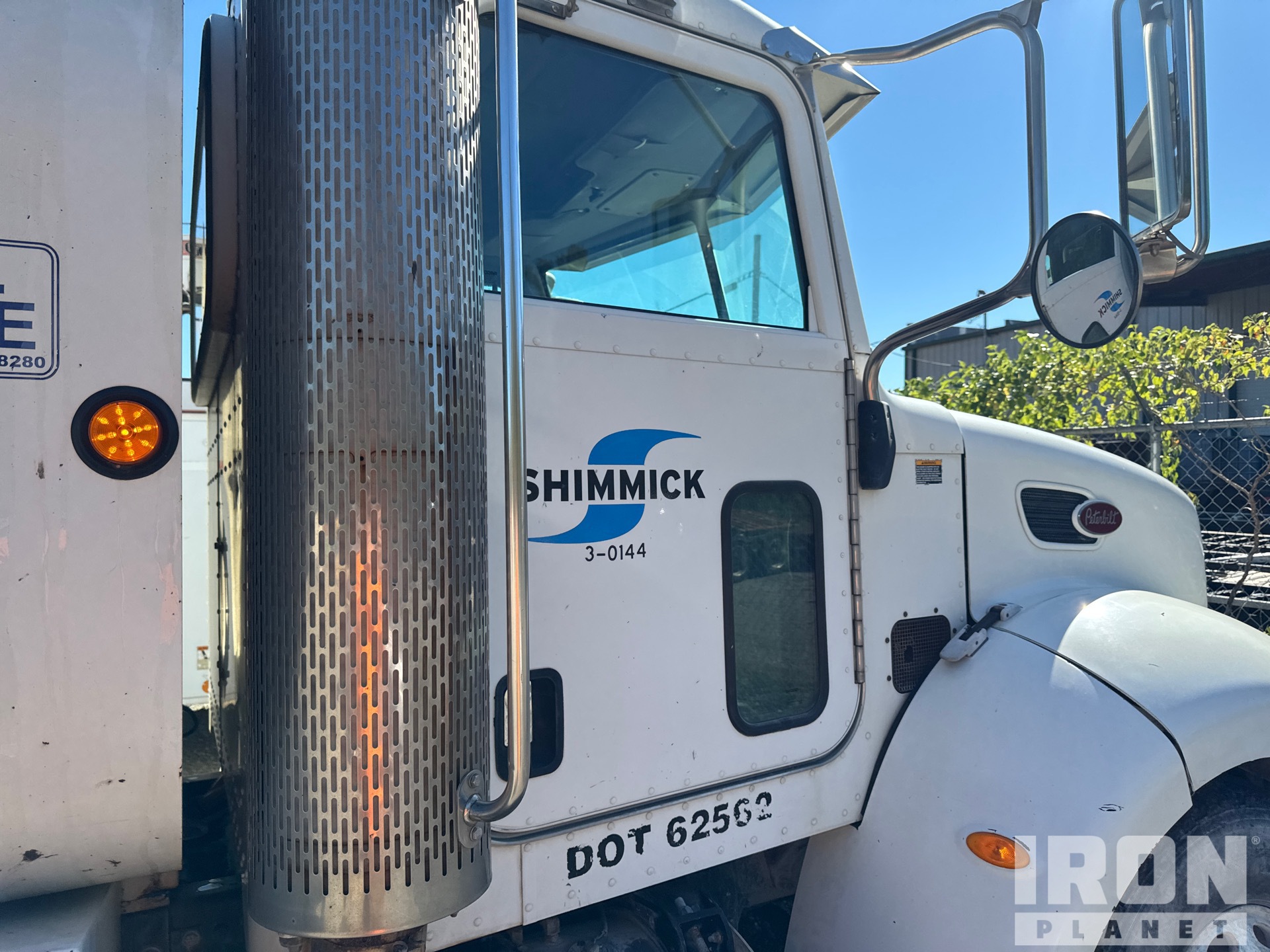 2008 Peterbilt T335