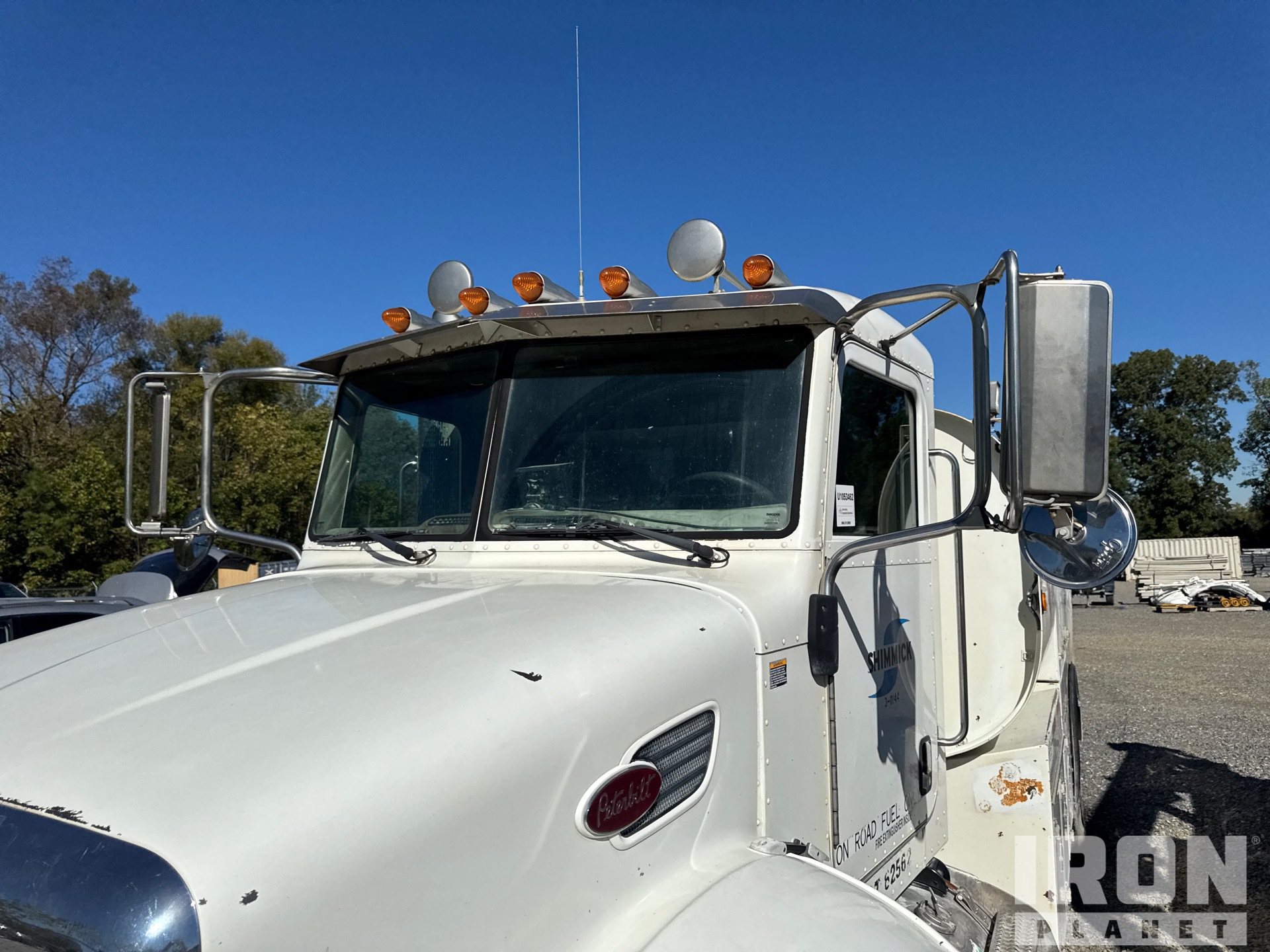 2008 Peterbilt T335
