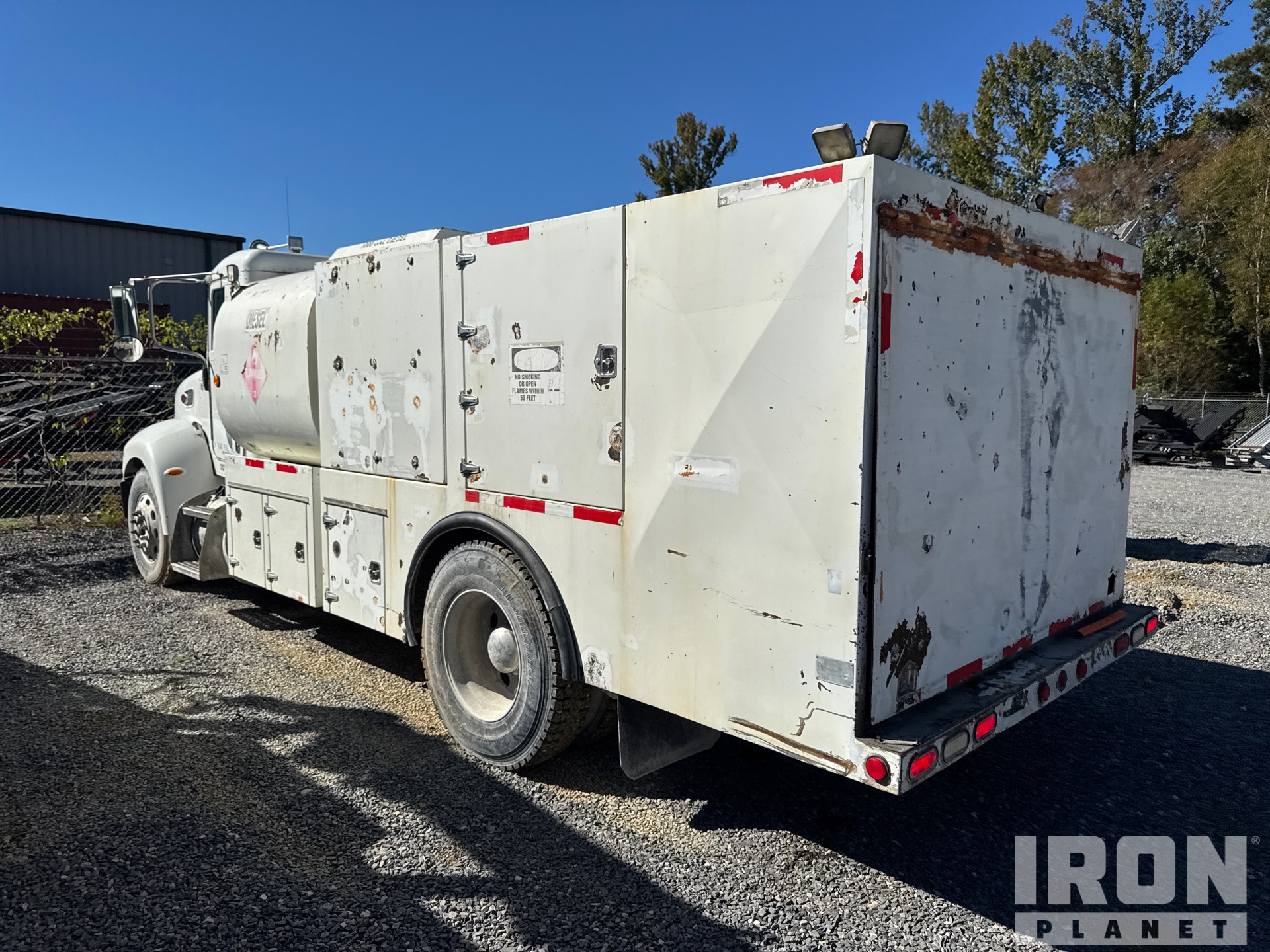 2008 Peterbilt T335