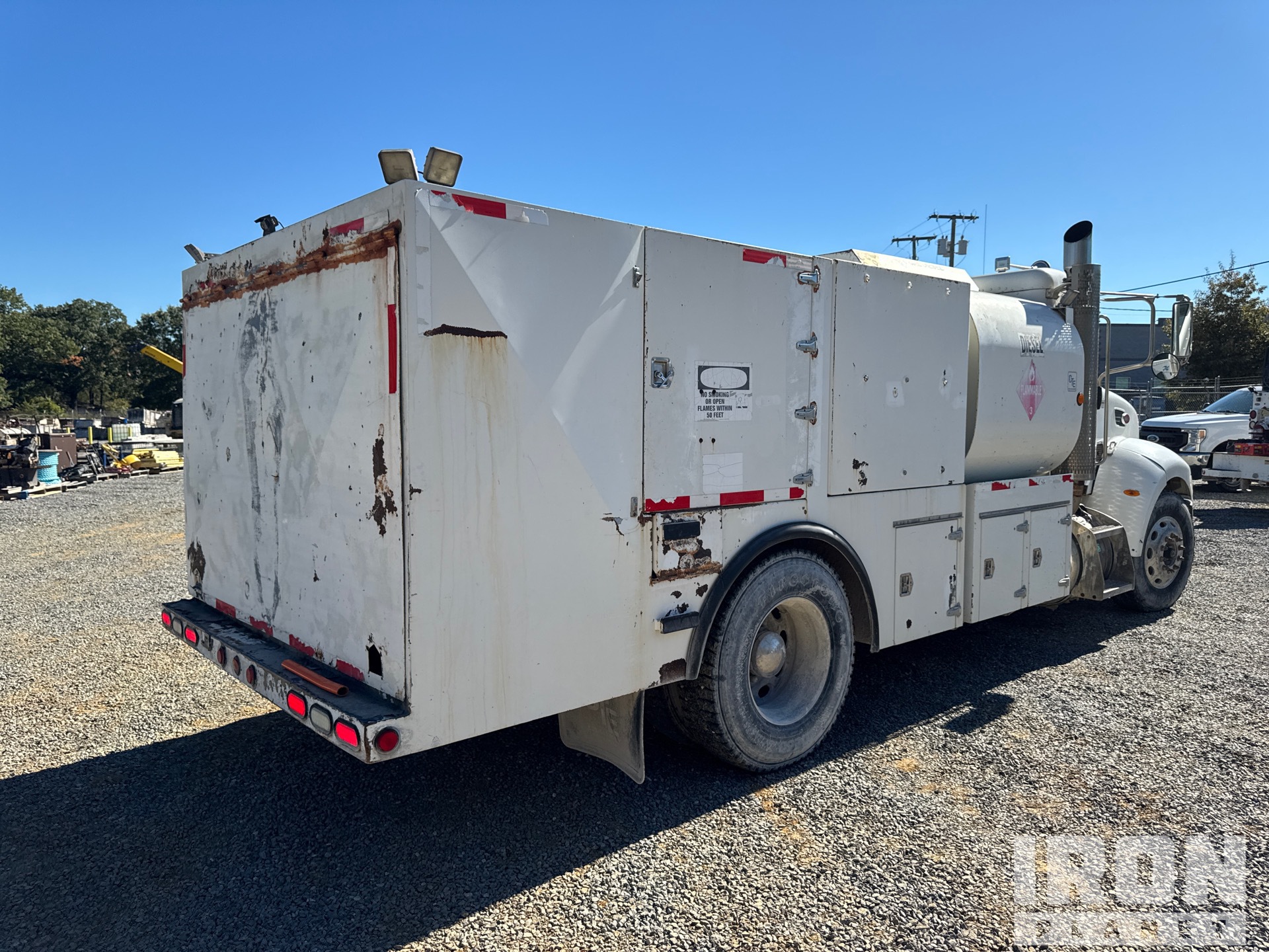 2008 Peterbilt T335