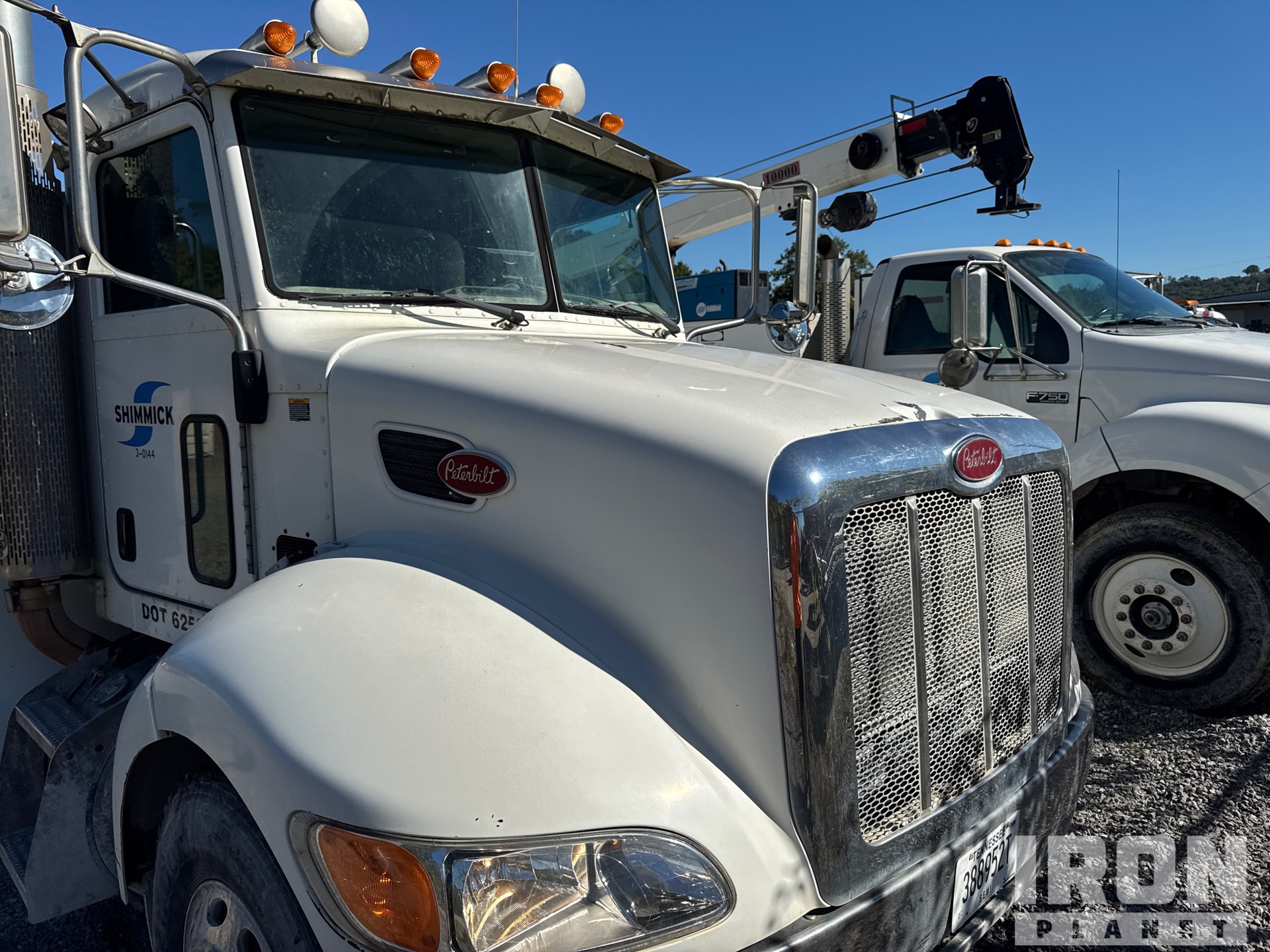 2008 Peterbilt T335