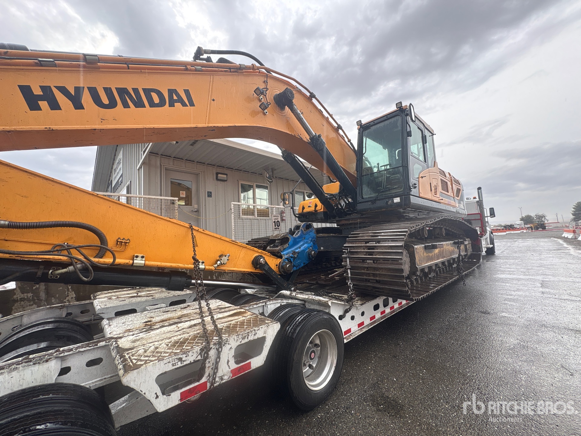 Photo of 2019 Hyundai HX380A L