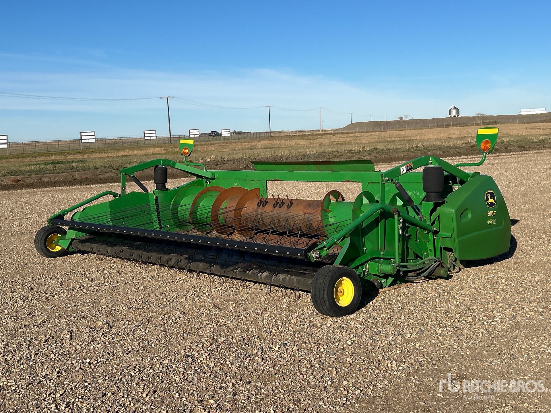 Photo of 2005 John Deere 615P