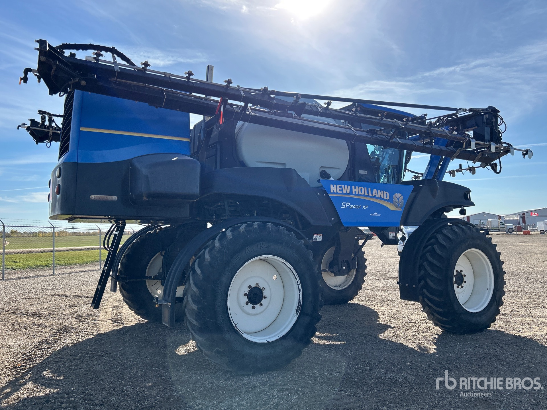 2012 New Holland GAURDIAN SP.240