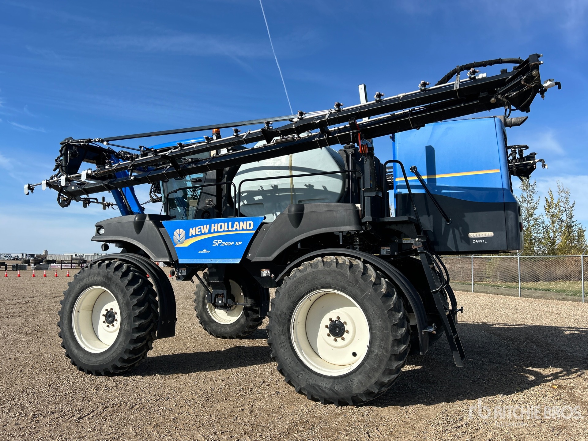 2012 New Holland GAURDIAN SP.240