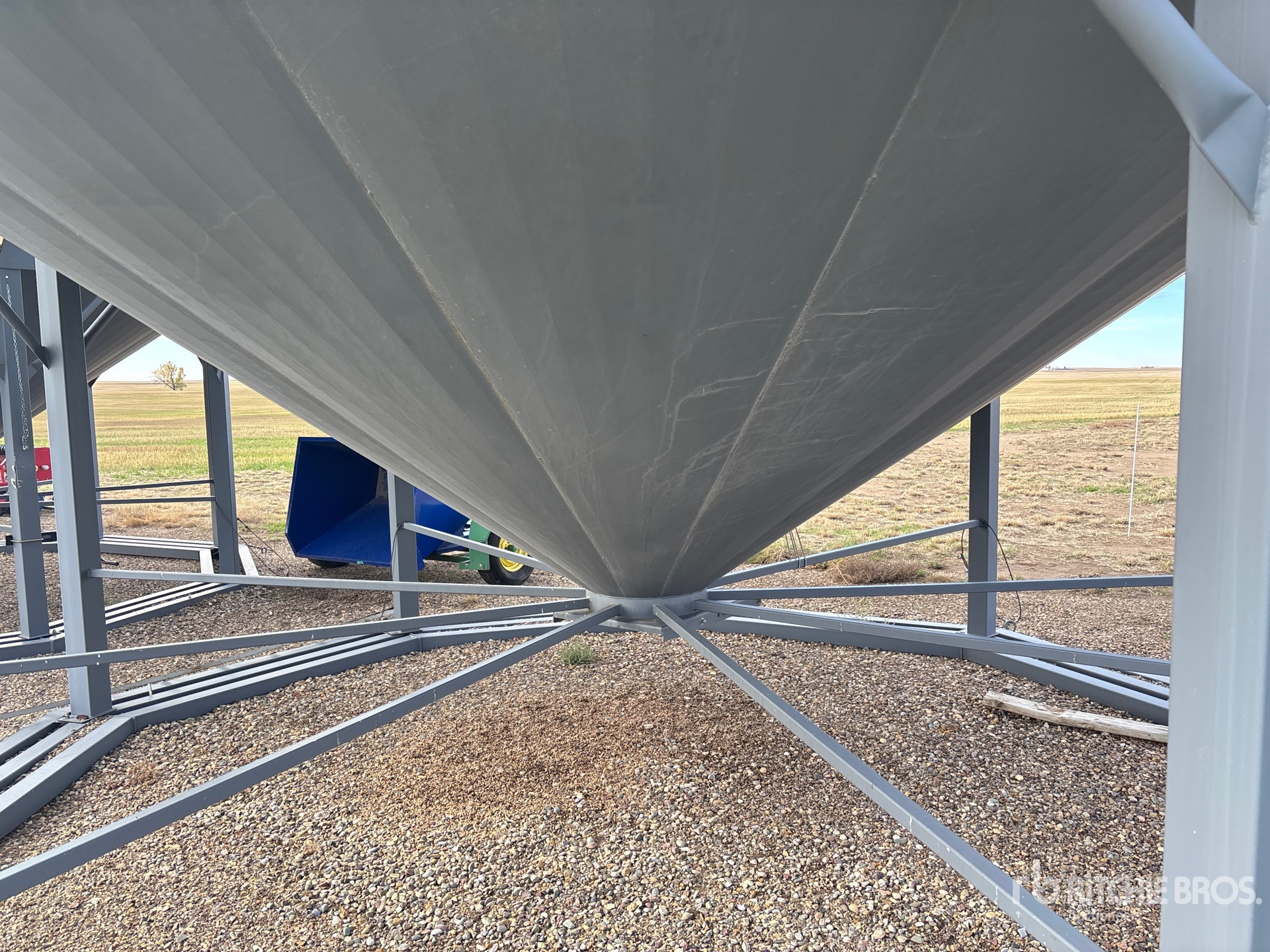 Westeel +/- 4000 BU 7 RING HOPPER