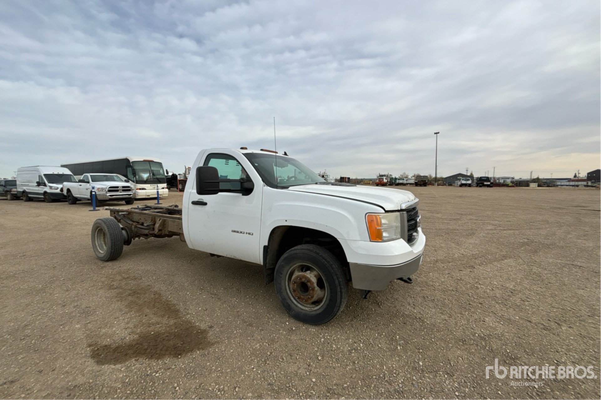 2013 GMC SIERRA 3500HD