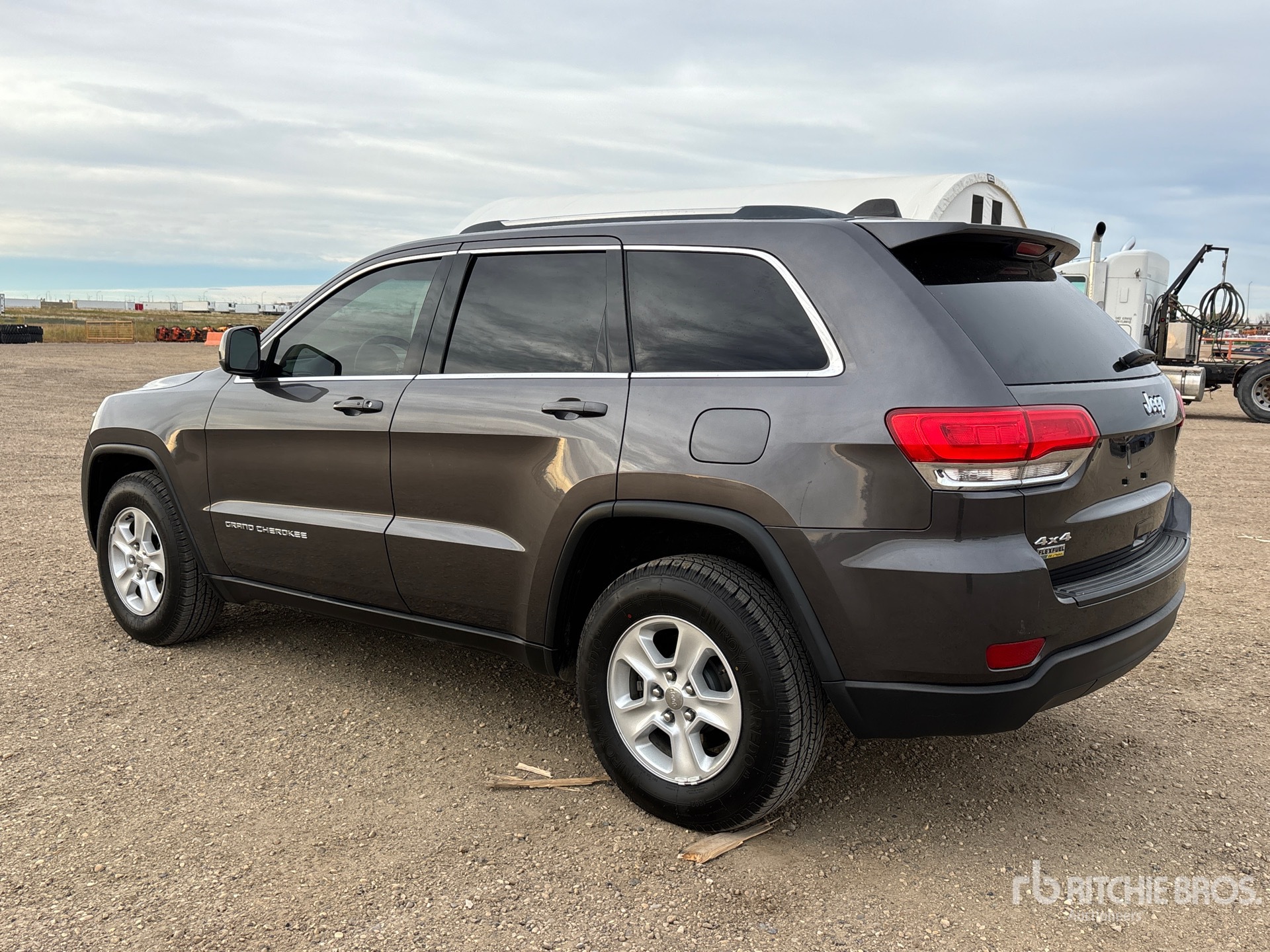2015 Jeep GRAND CHEROKEE