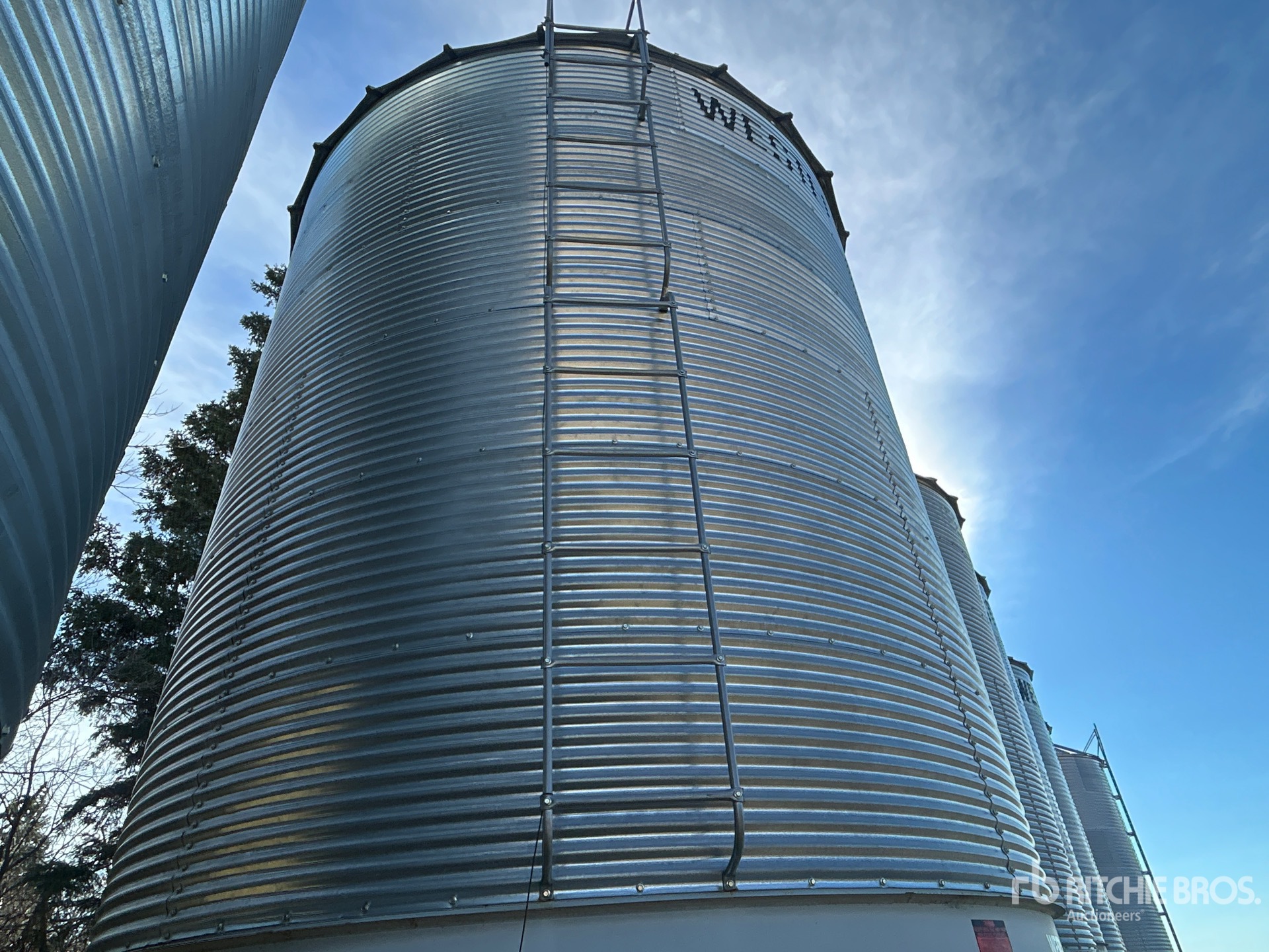 Westeel +/- 2000 BU 6 RING HOPPER