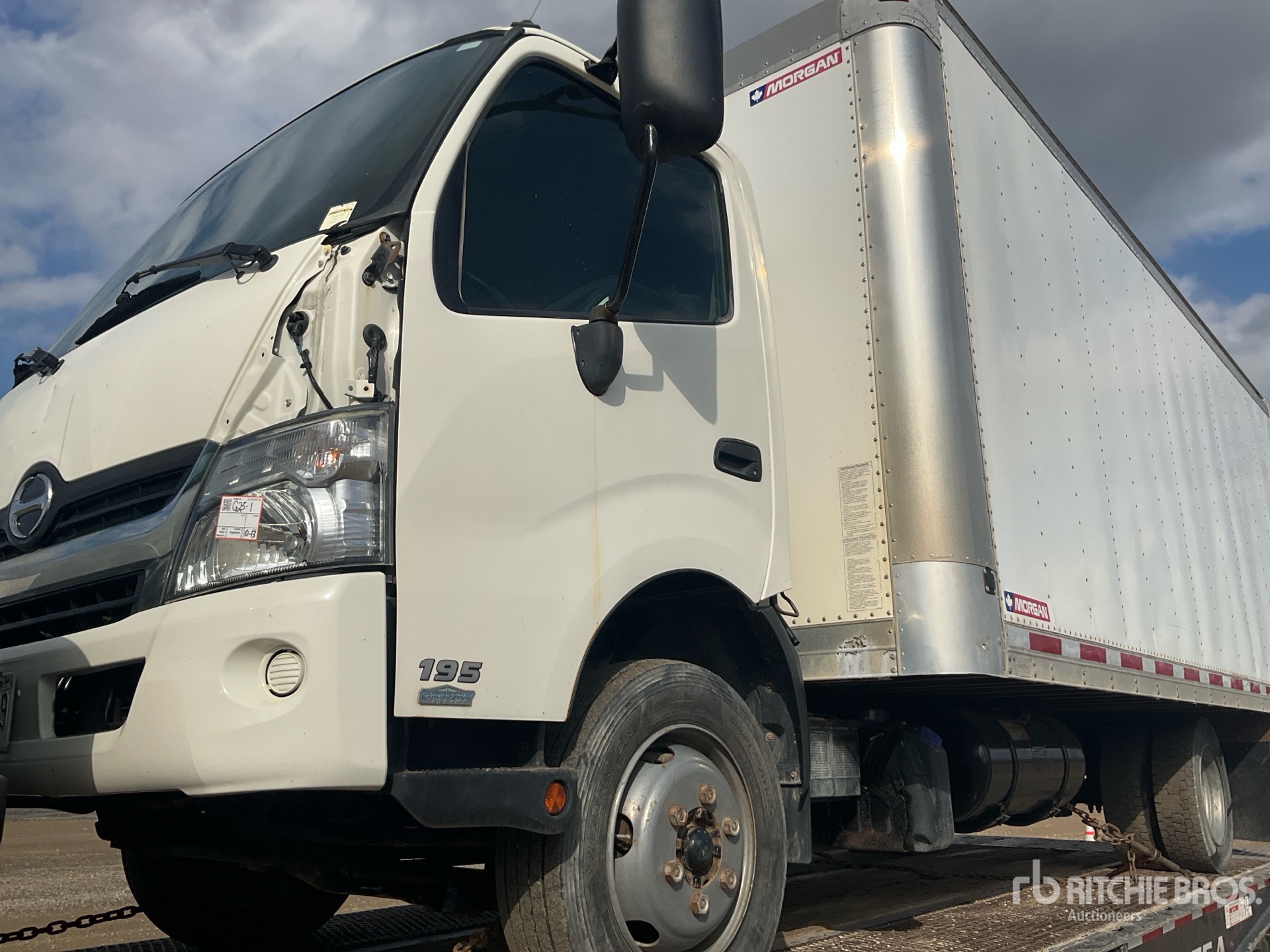 2016 Hino 195