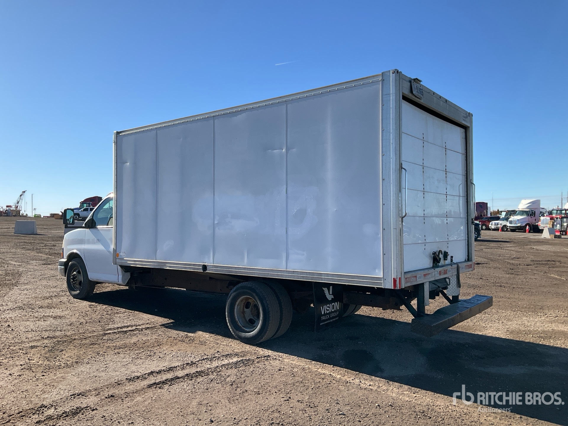 2013 GMC SAVANA G3500