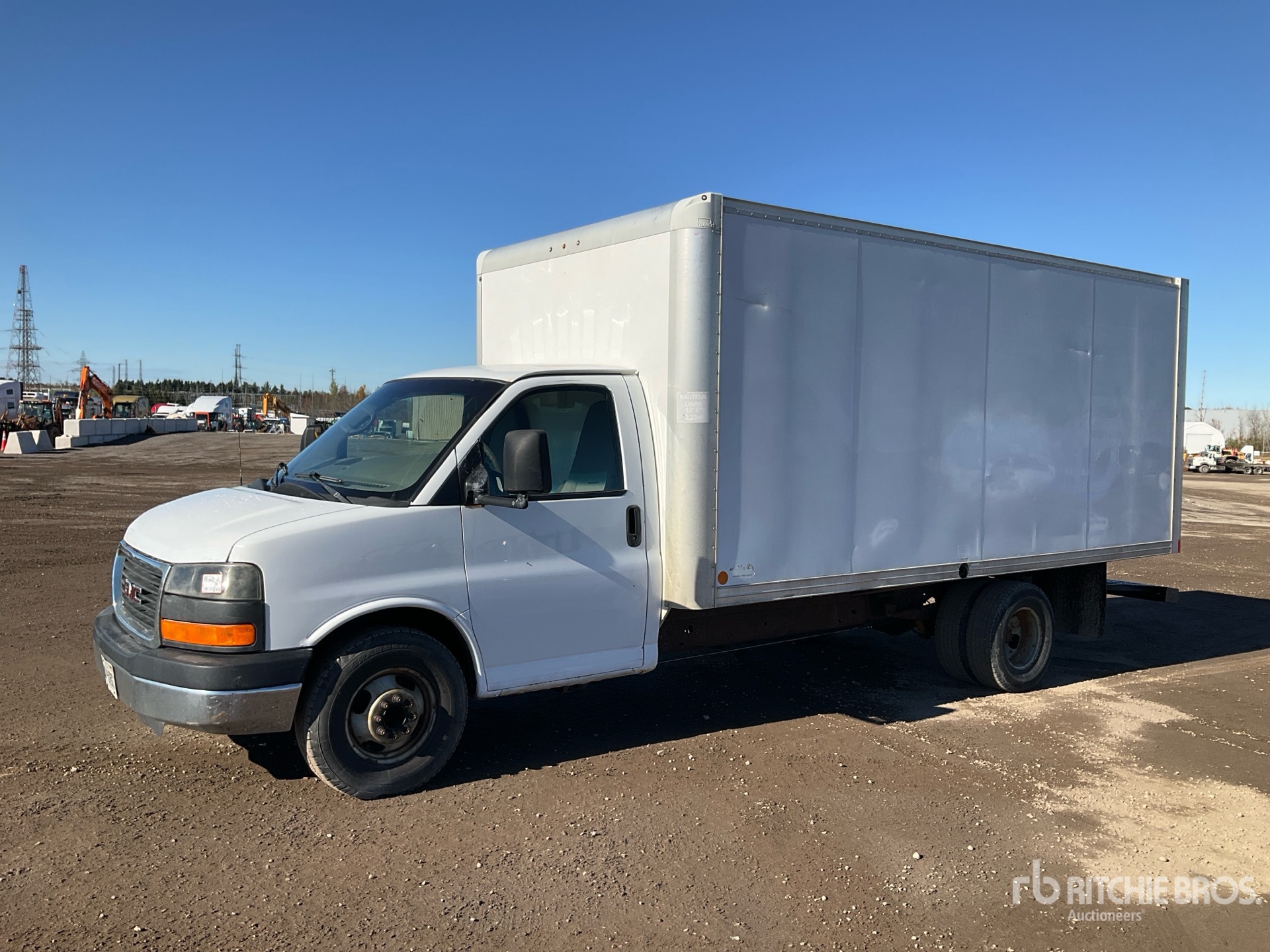 2013 GMC SAVANA G3500