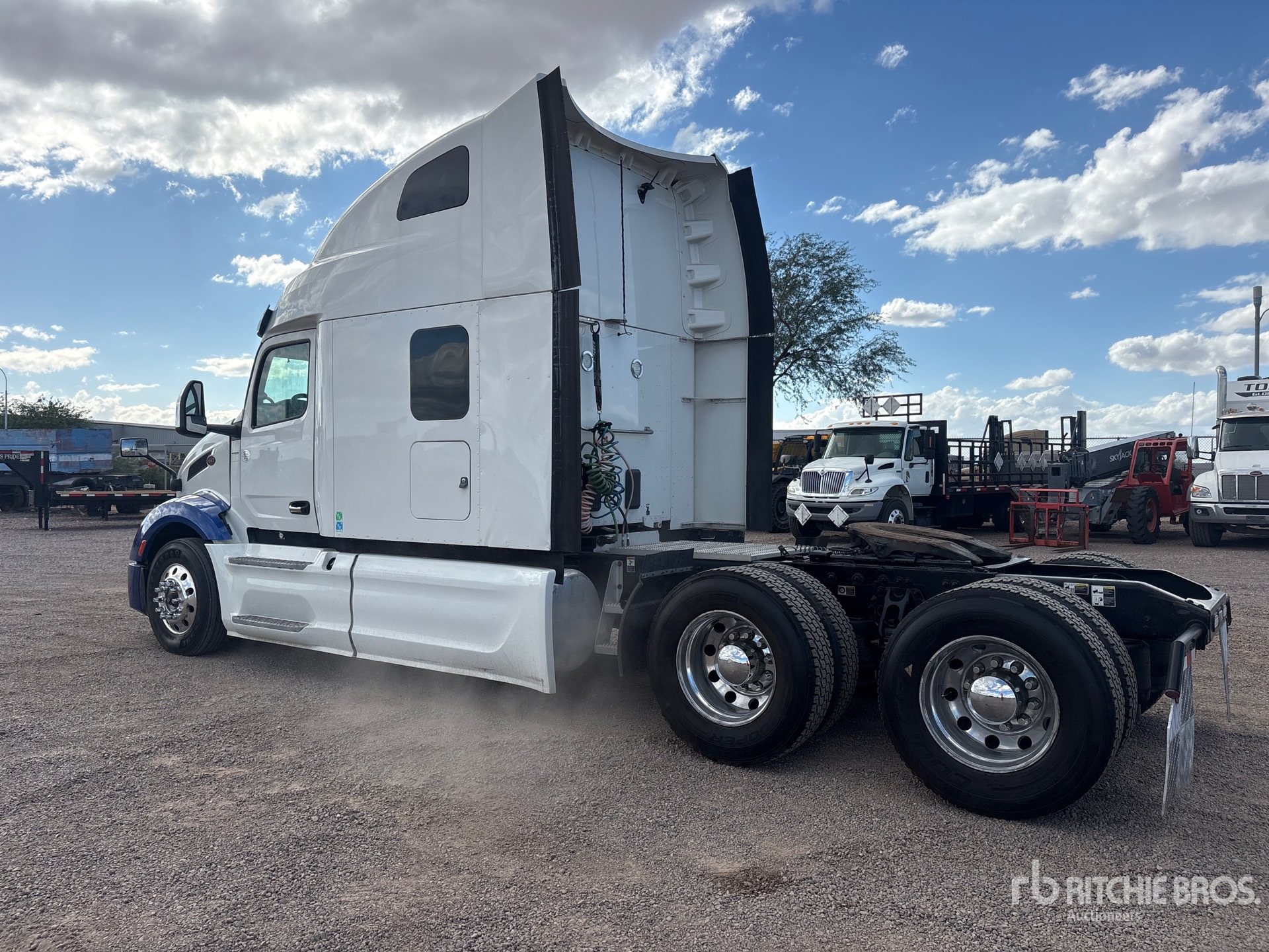 2022 Peterbilt 579