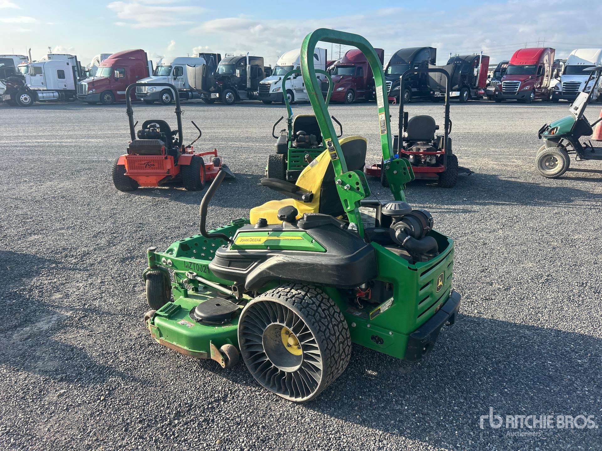 2023 John Deere Z950M