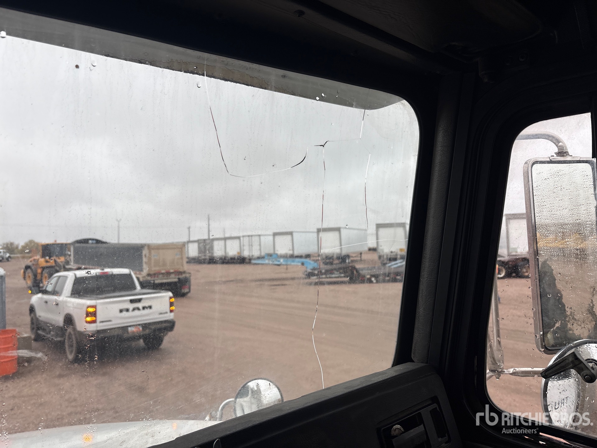 1995 Kenworth T450B