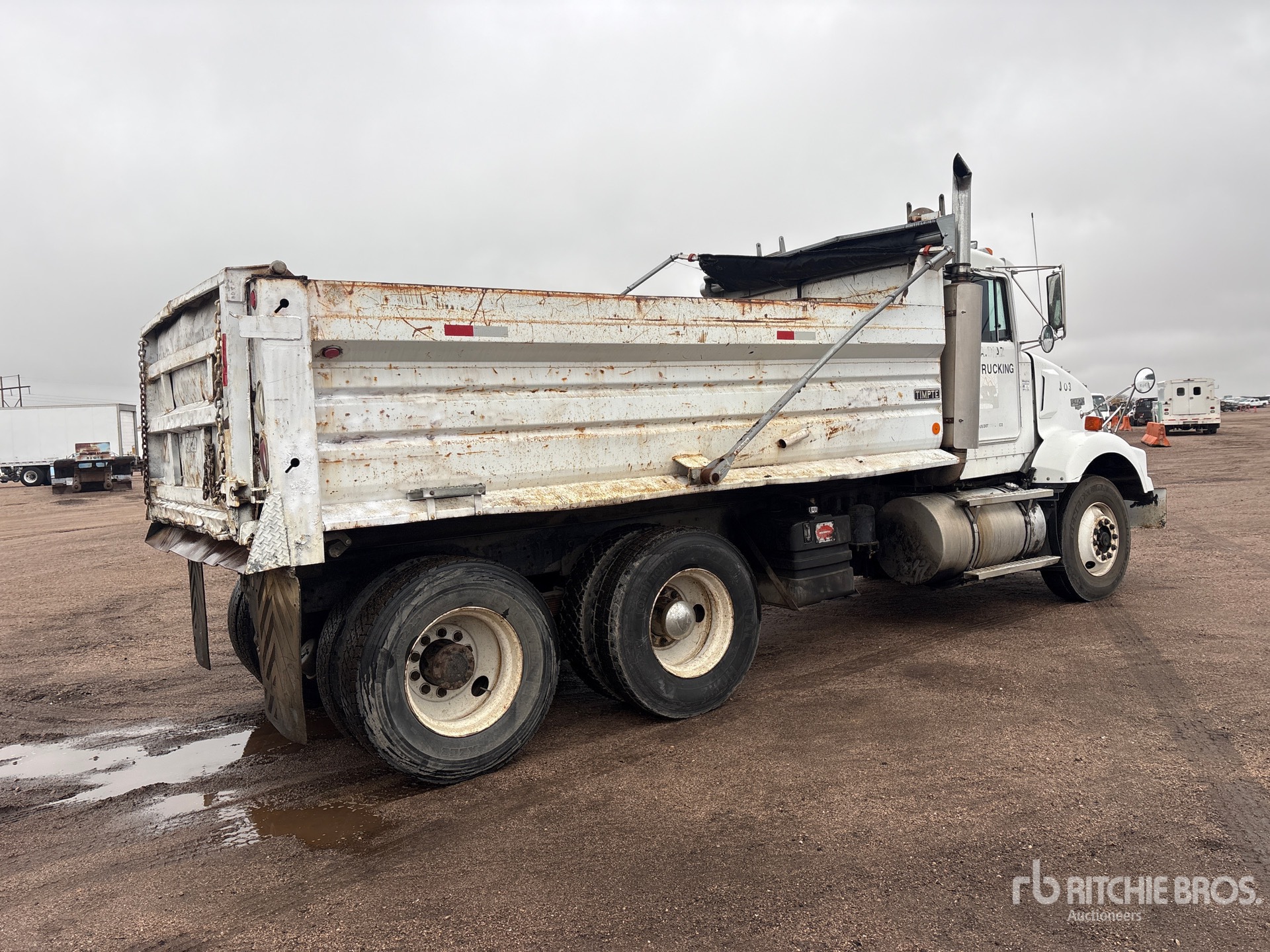1995 Kenworth T450B