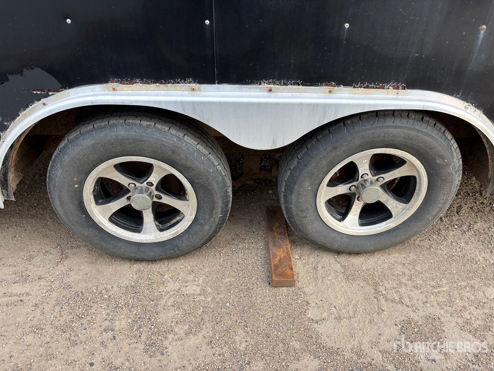 2018 Universal Trailers 20 FT T/A