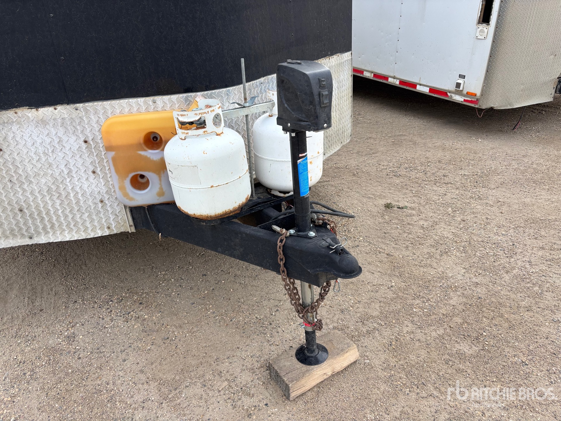 2018 Universal Trailers 20 FT T/A