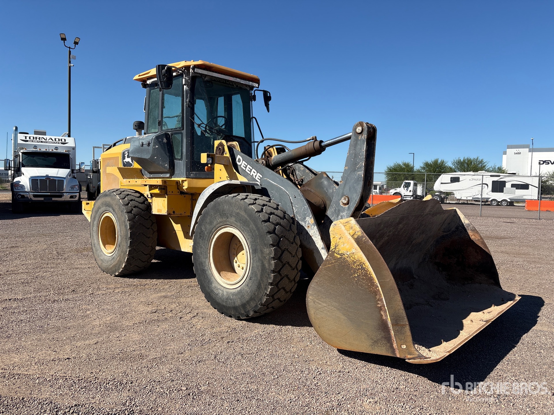 2019 John Deere 544L