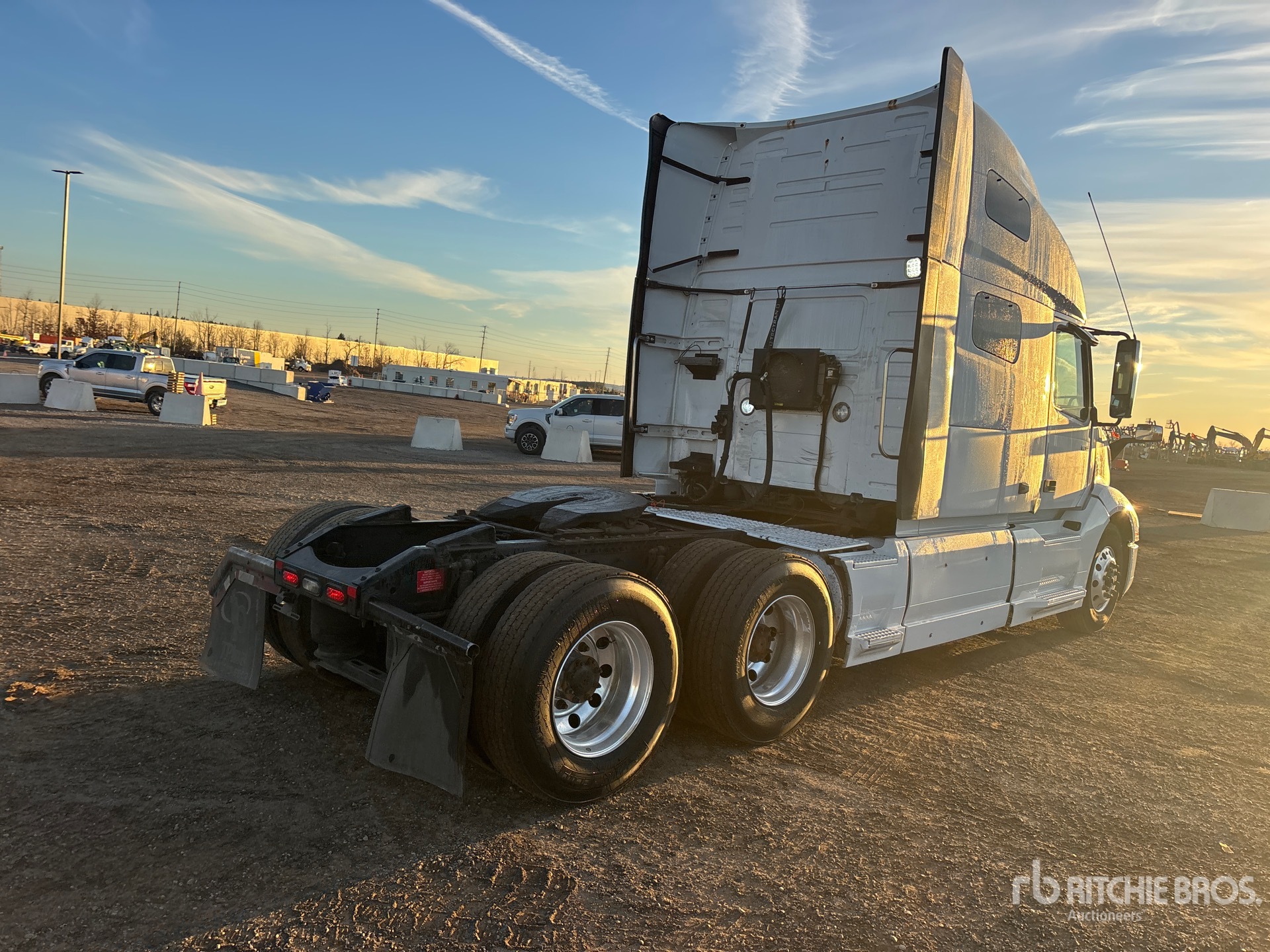 2021 Volvo VNL