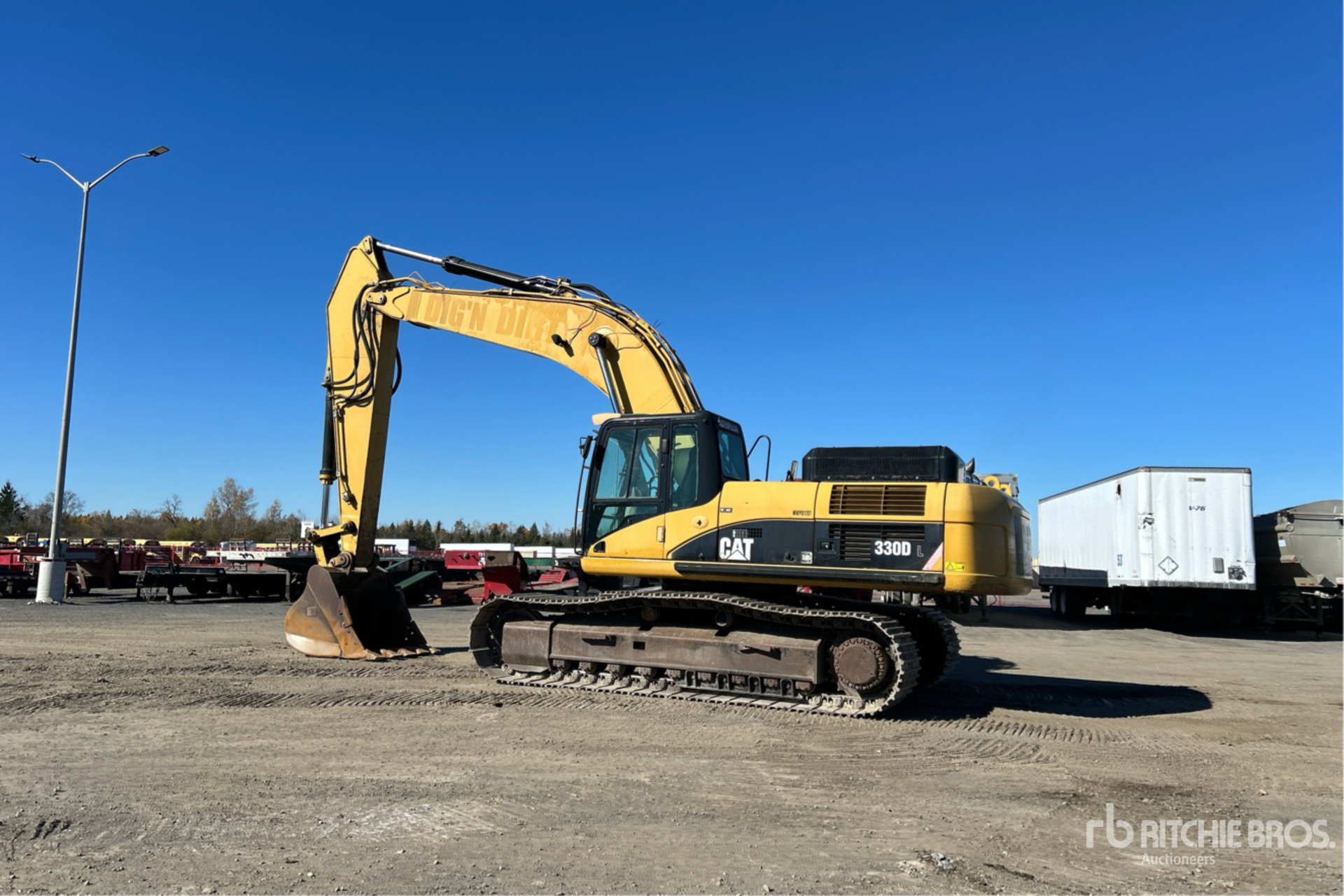 2007 Caterpillar 330D L