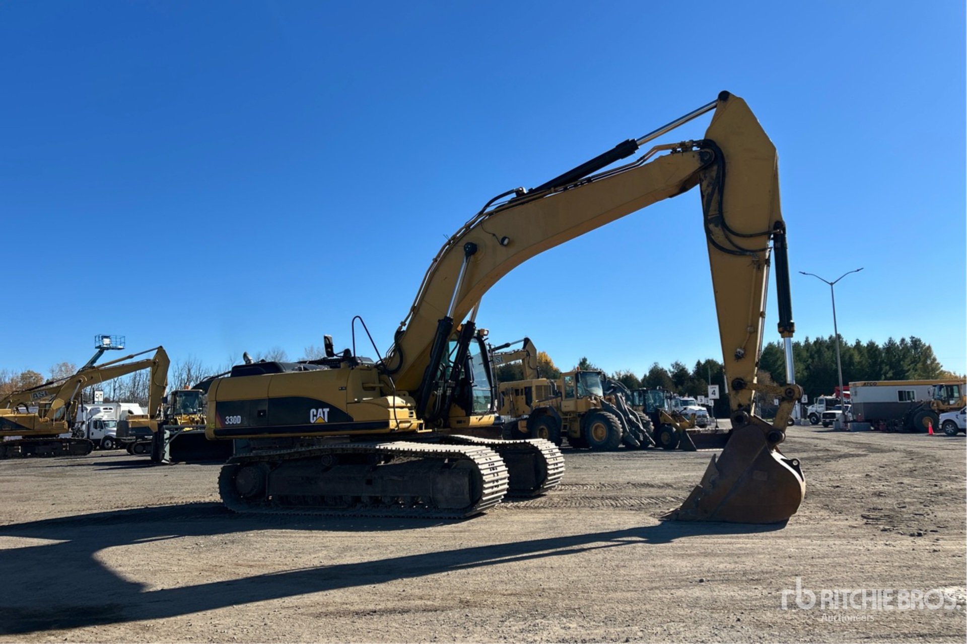 2007 Caterpillar 330D L