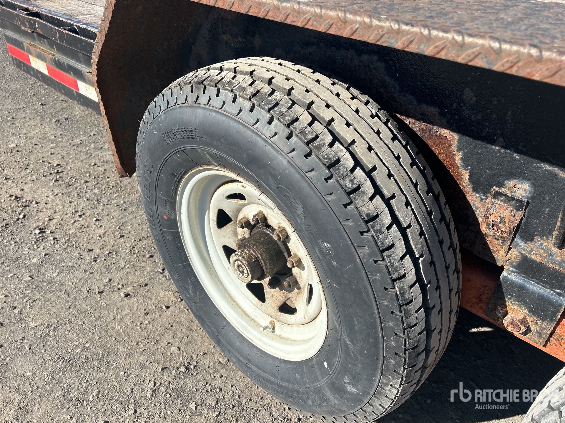 2009 Pj Trailers 18 FT T/A