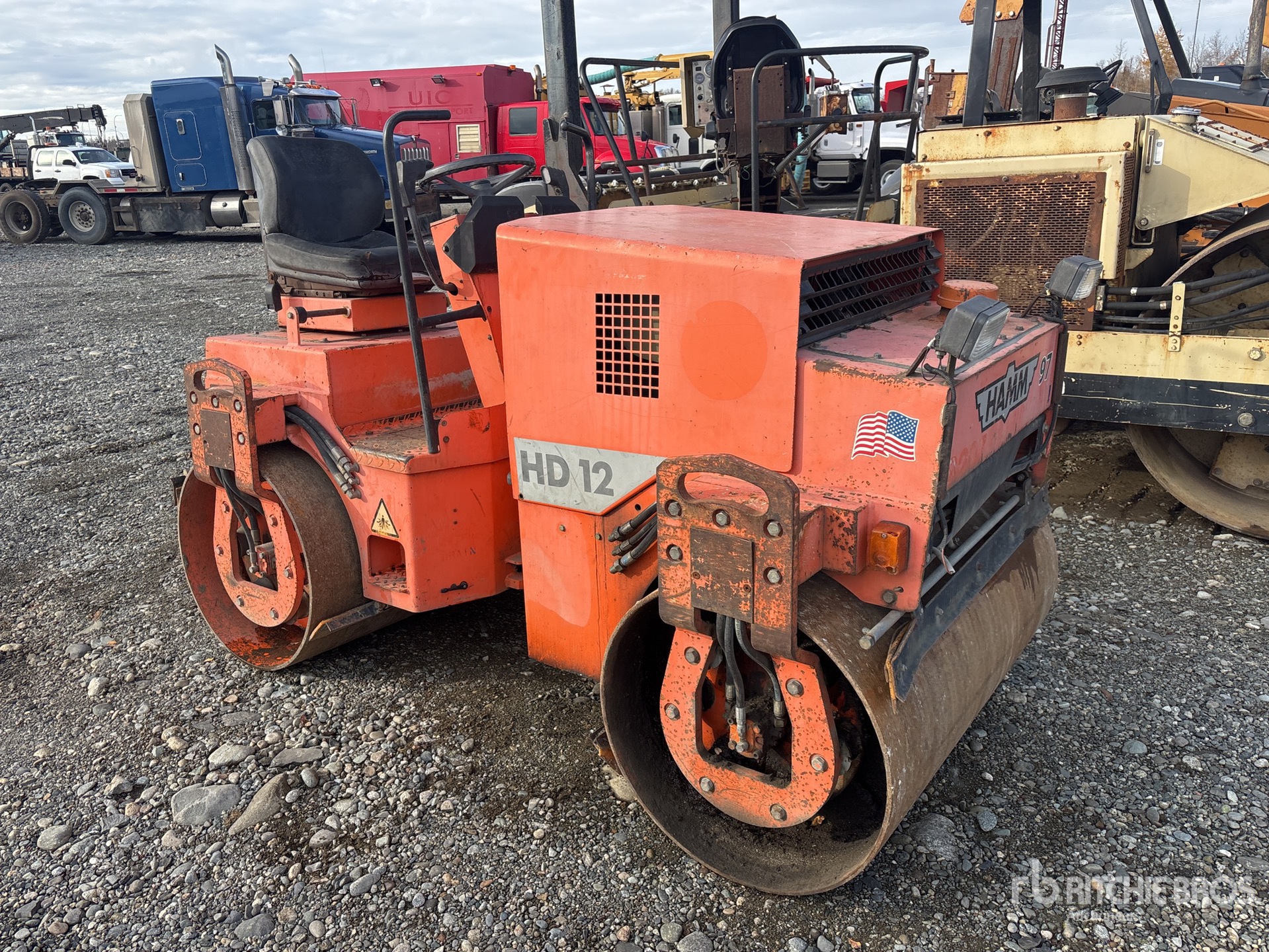 1997 Hamm HD12