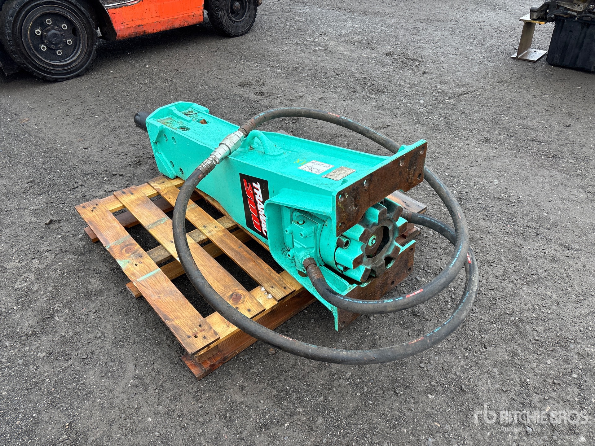 Tramac 300