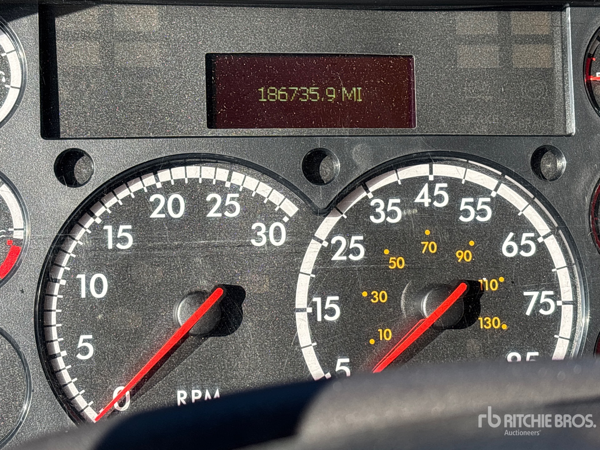 2019 Freightliner M2 106