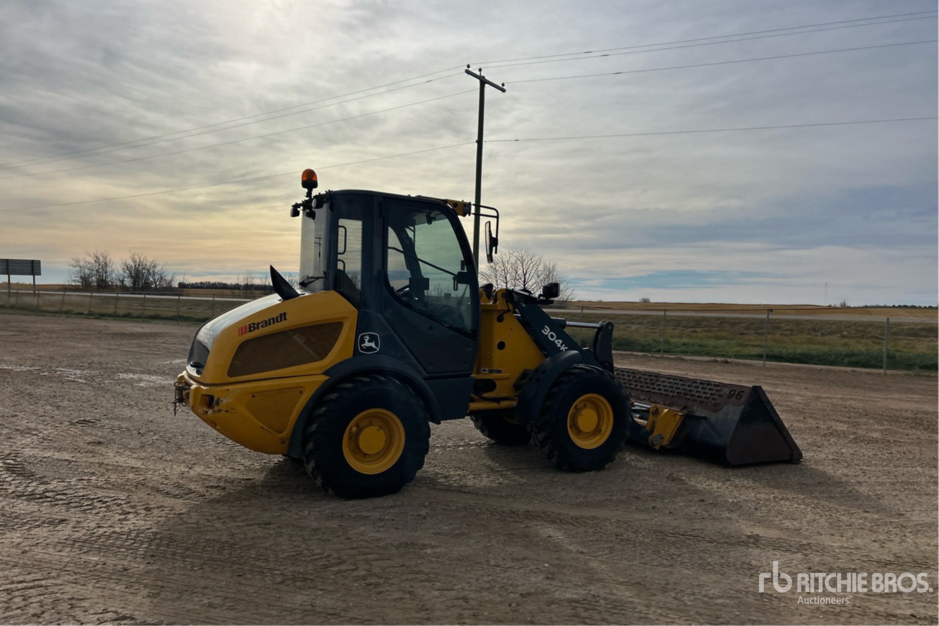 2014 John Deere 304K
