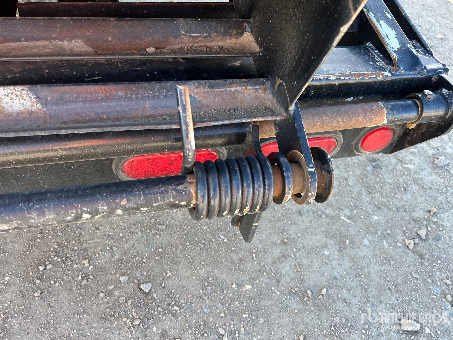 2010 Pj Trailers 26 FT TRI/A GOOSENECK
