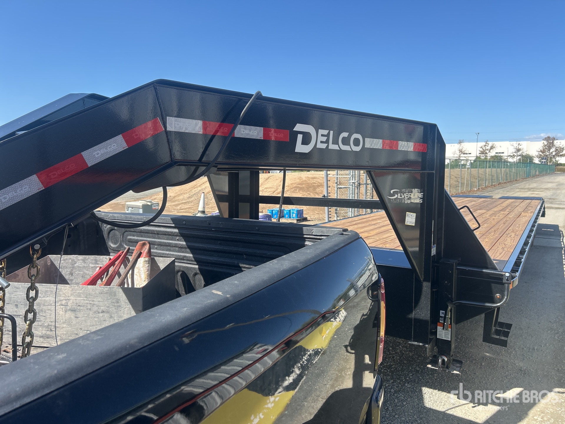 2027 Delco 45.5 FT T/A GOOSENECK