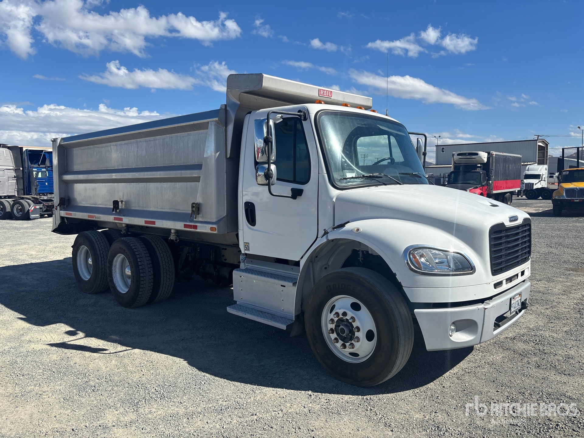 2020 Freightliner M2 106