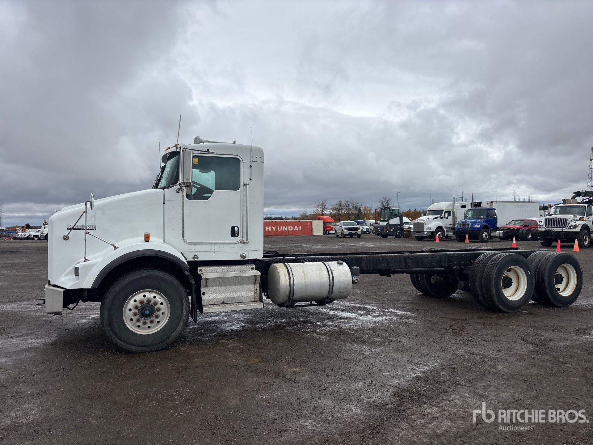 Photo of 2009 Kenworth T800