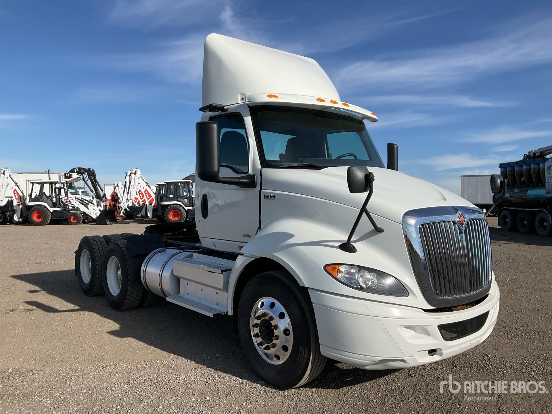 2020 International RH613