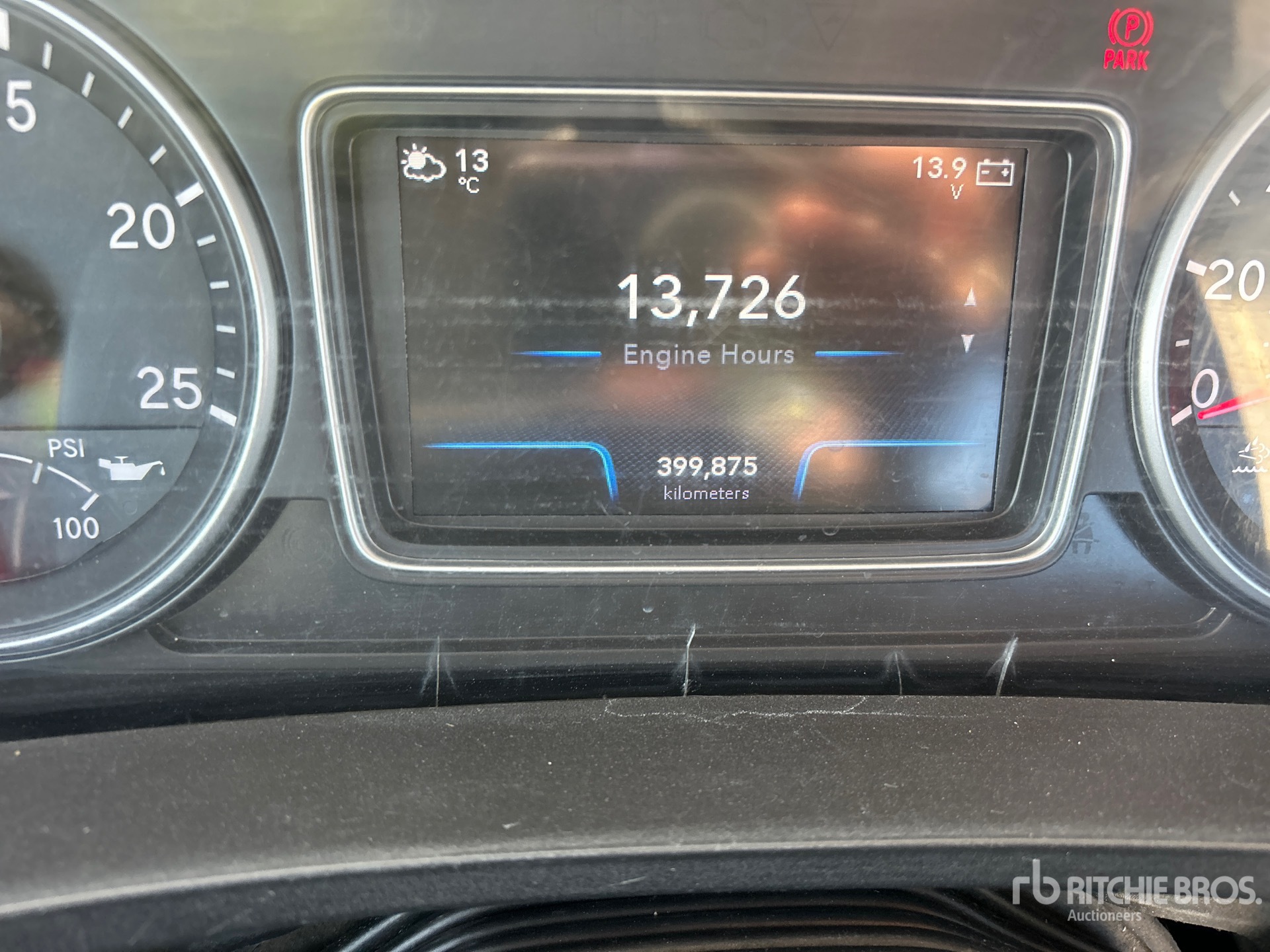 2019 International LT625