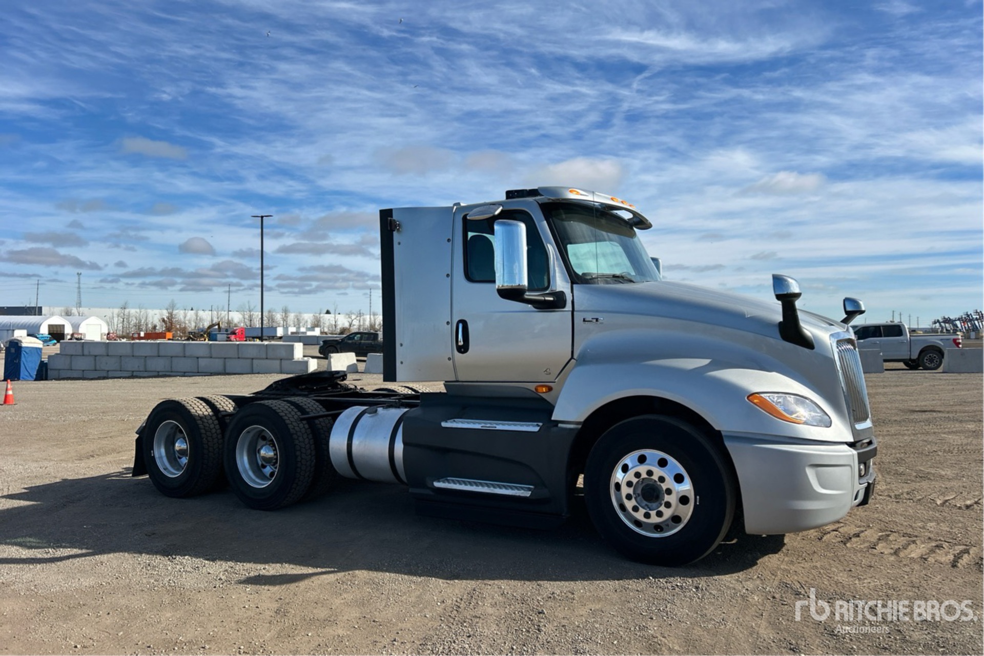 2019 International LT625