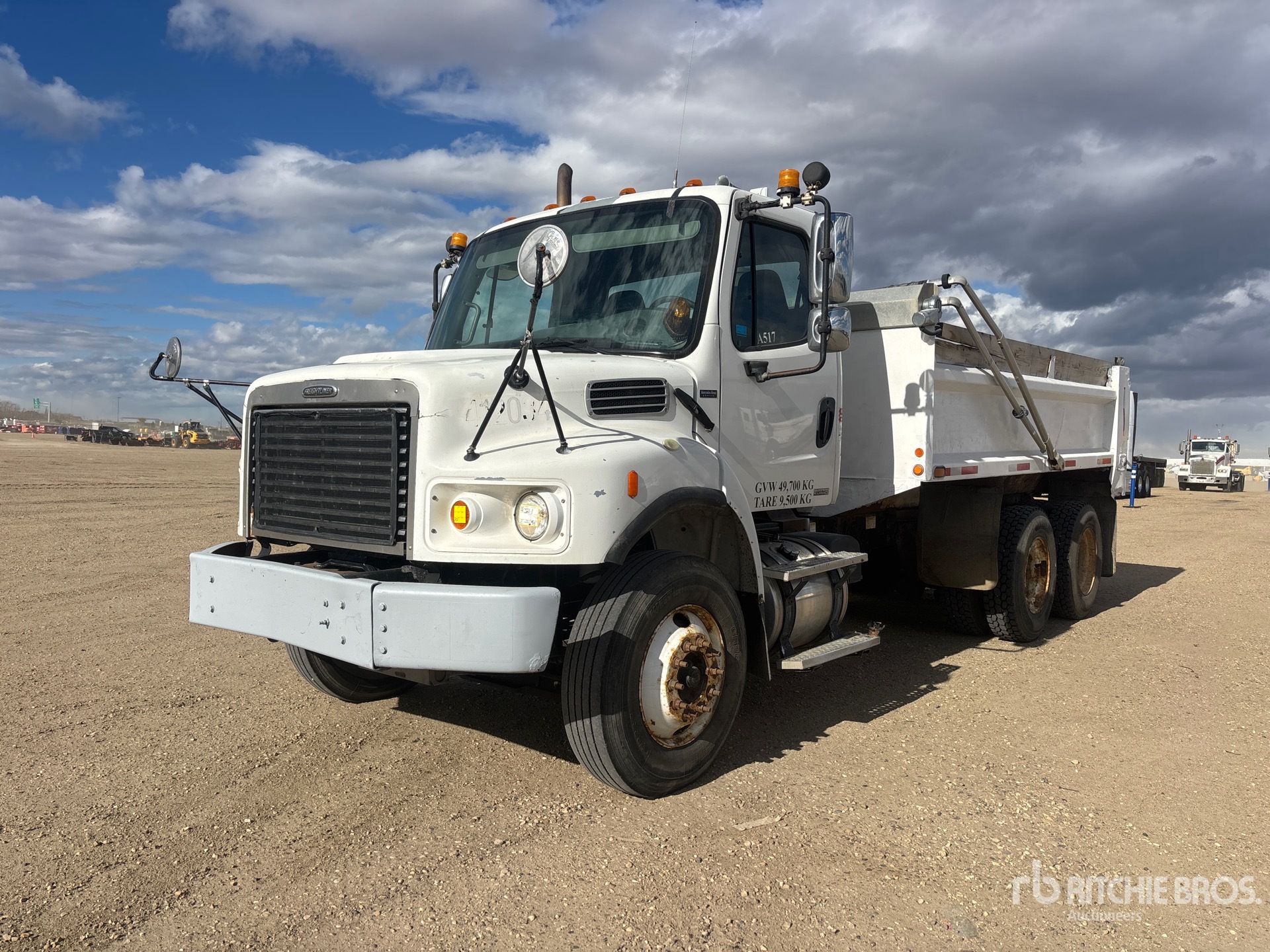 Photo of 2006 Freightliner M2 106V