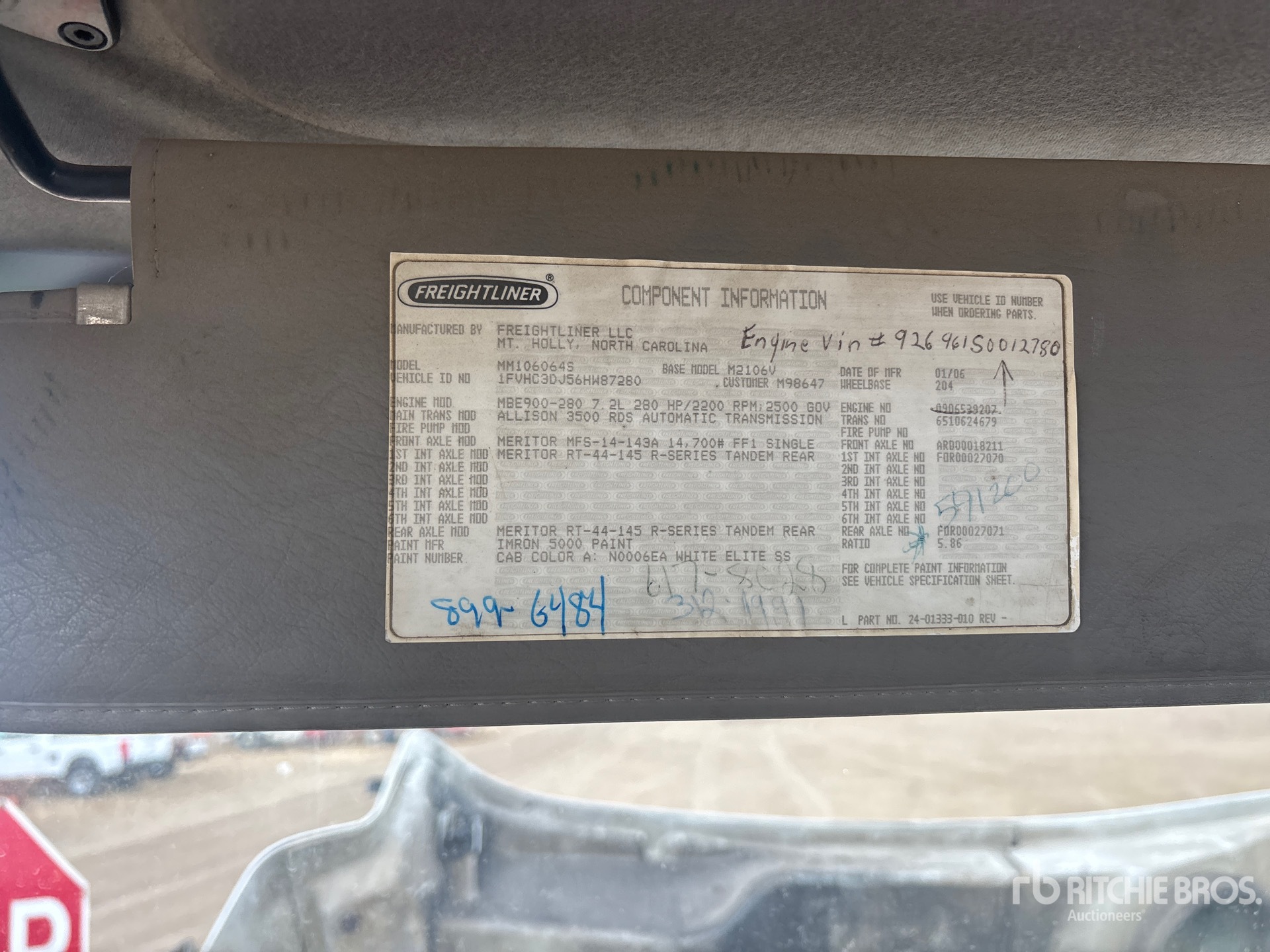 2006 Freightliner M2 106V