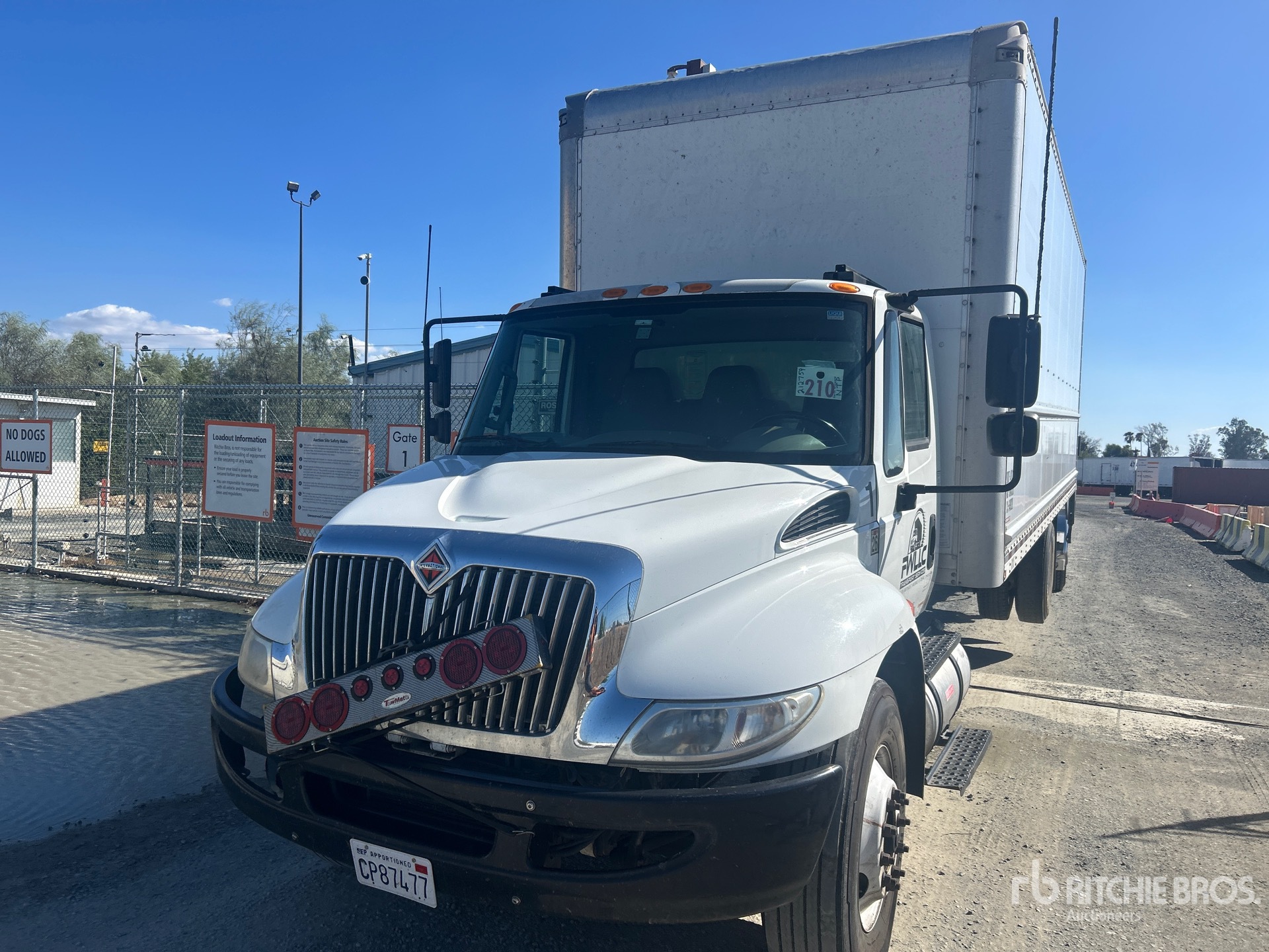 2018 International 4300 SBA
