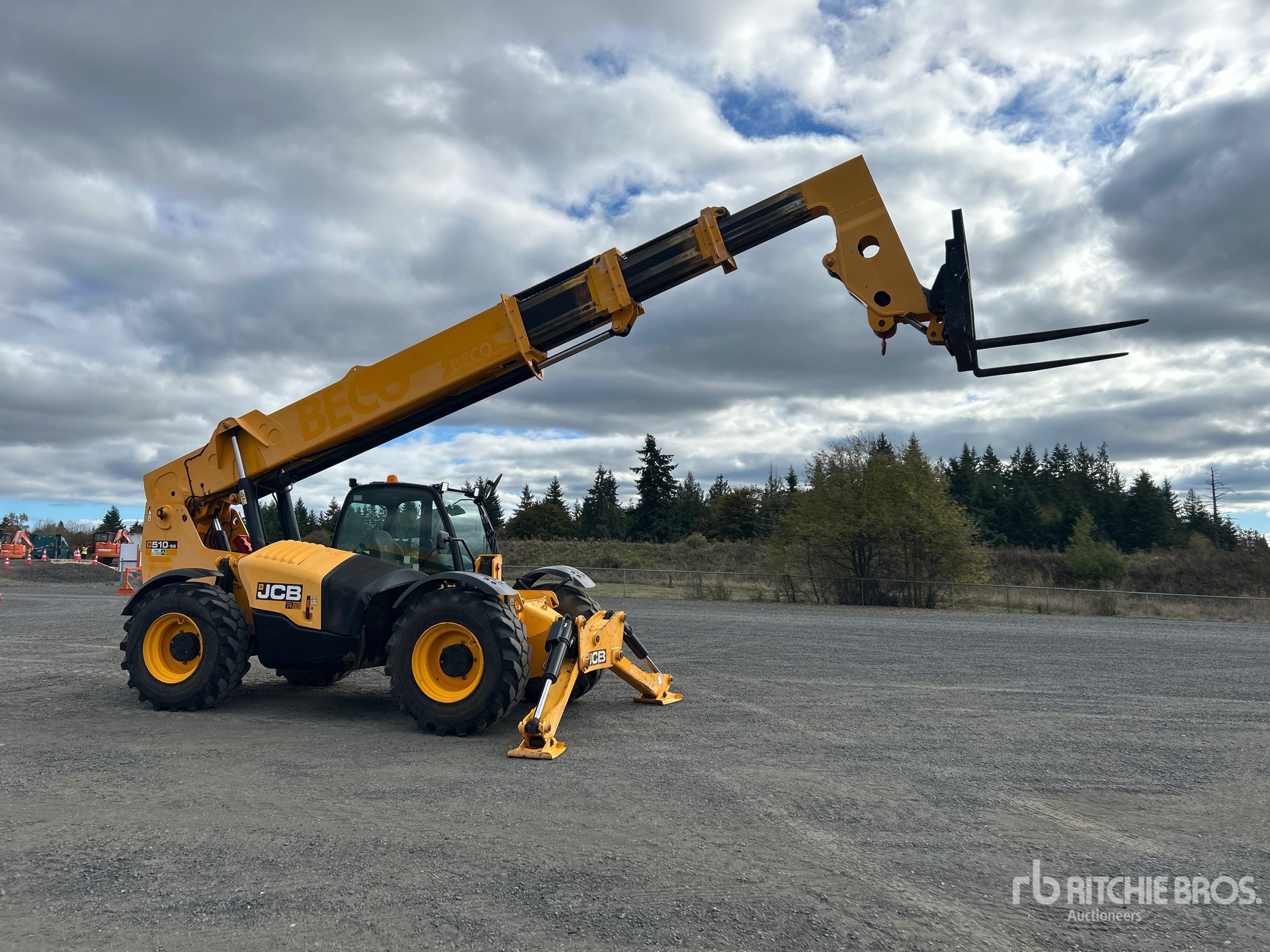 2017 JCB 510-56