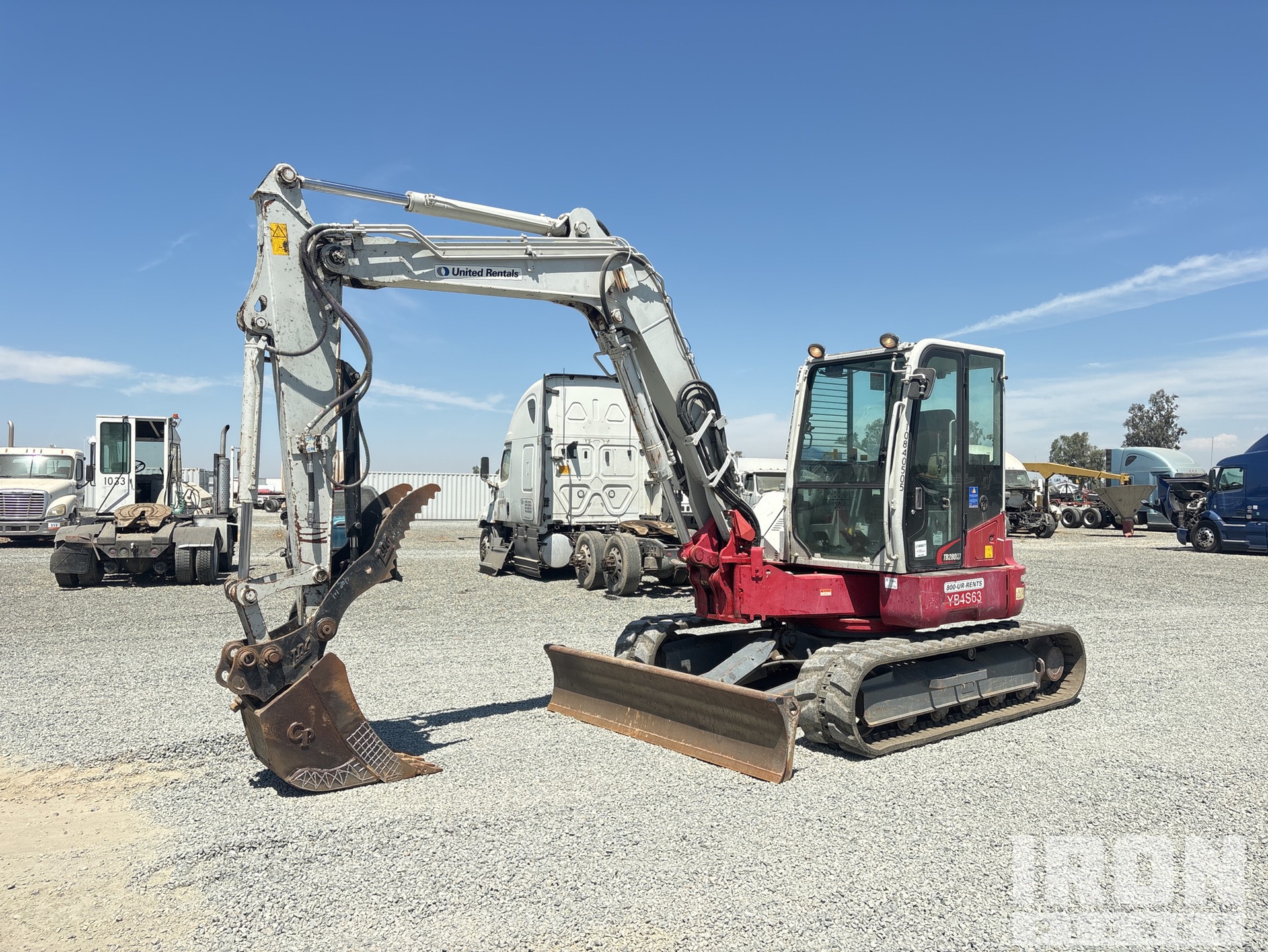 2018 Takeuchi TB280FR