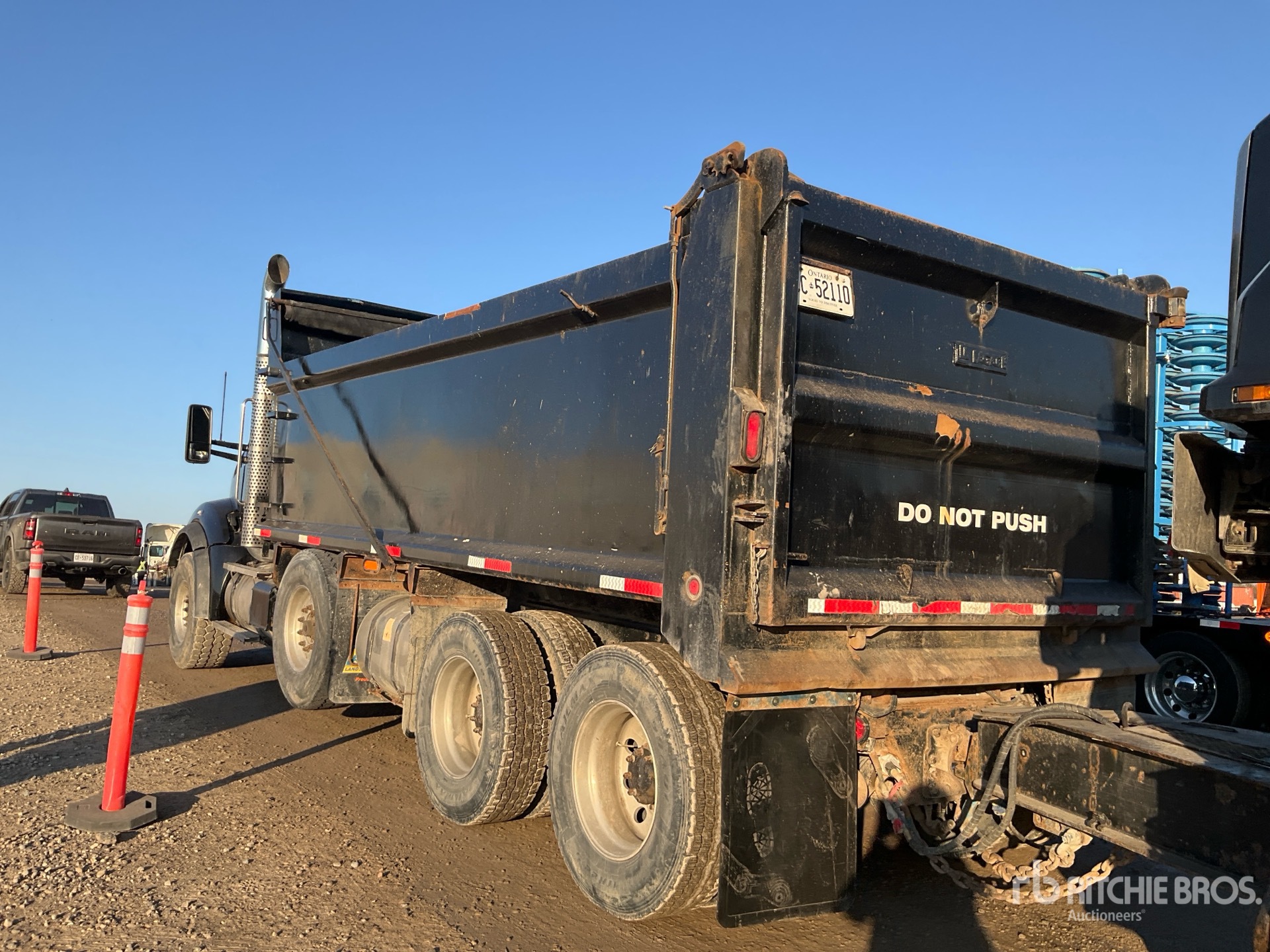2014 Kenworth T880