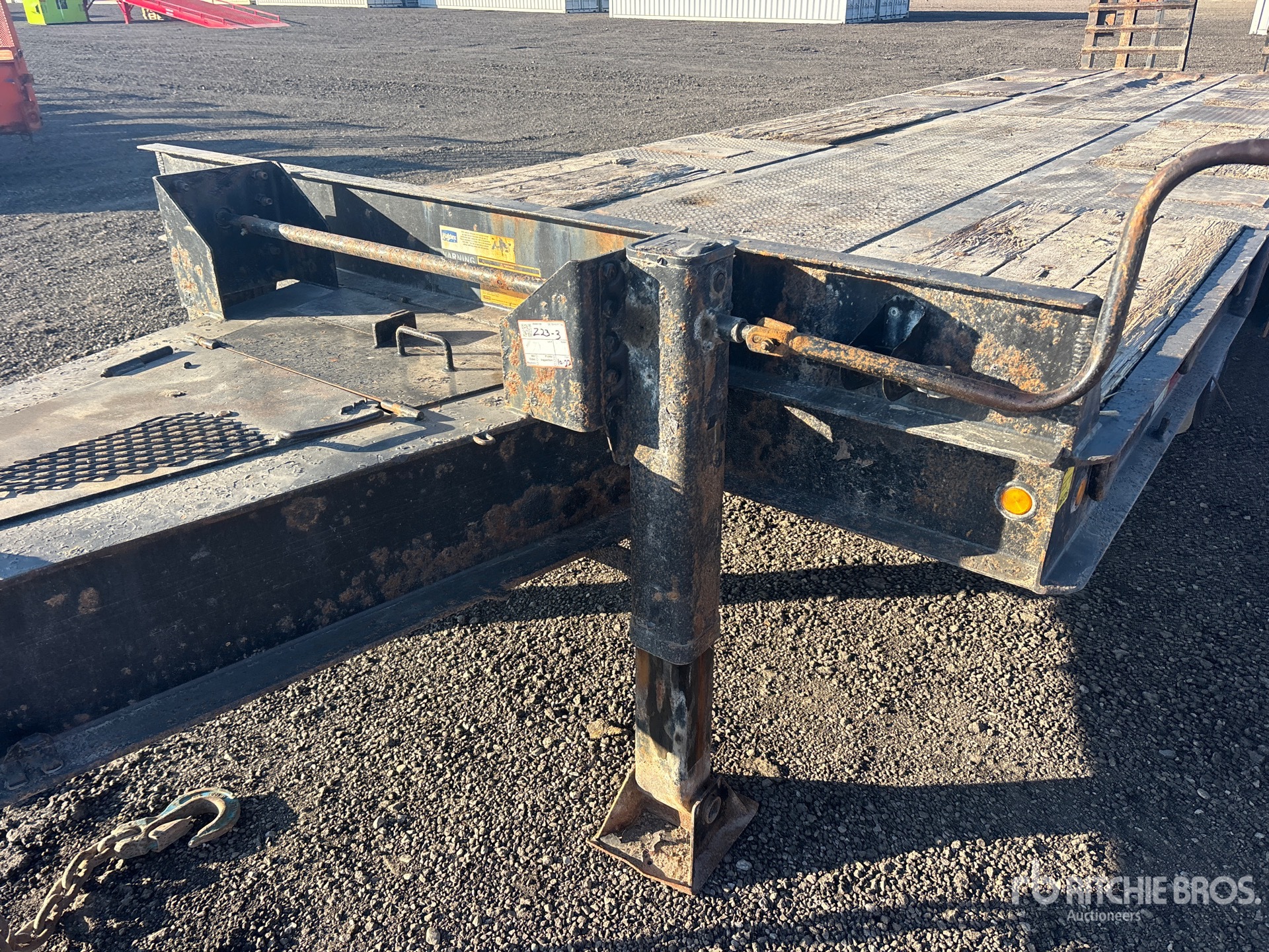 2016 Load Star Trailer 32 FT QUAD/A