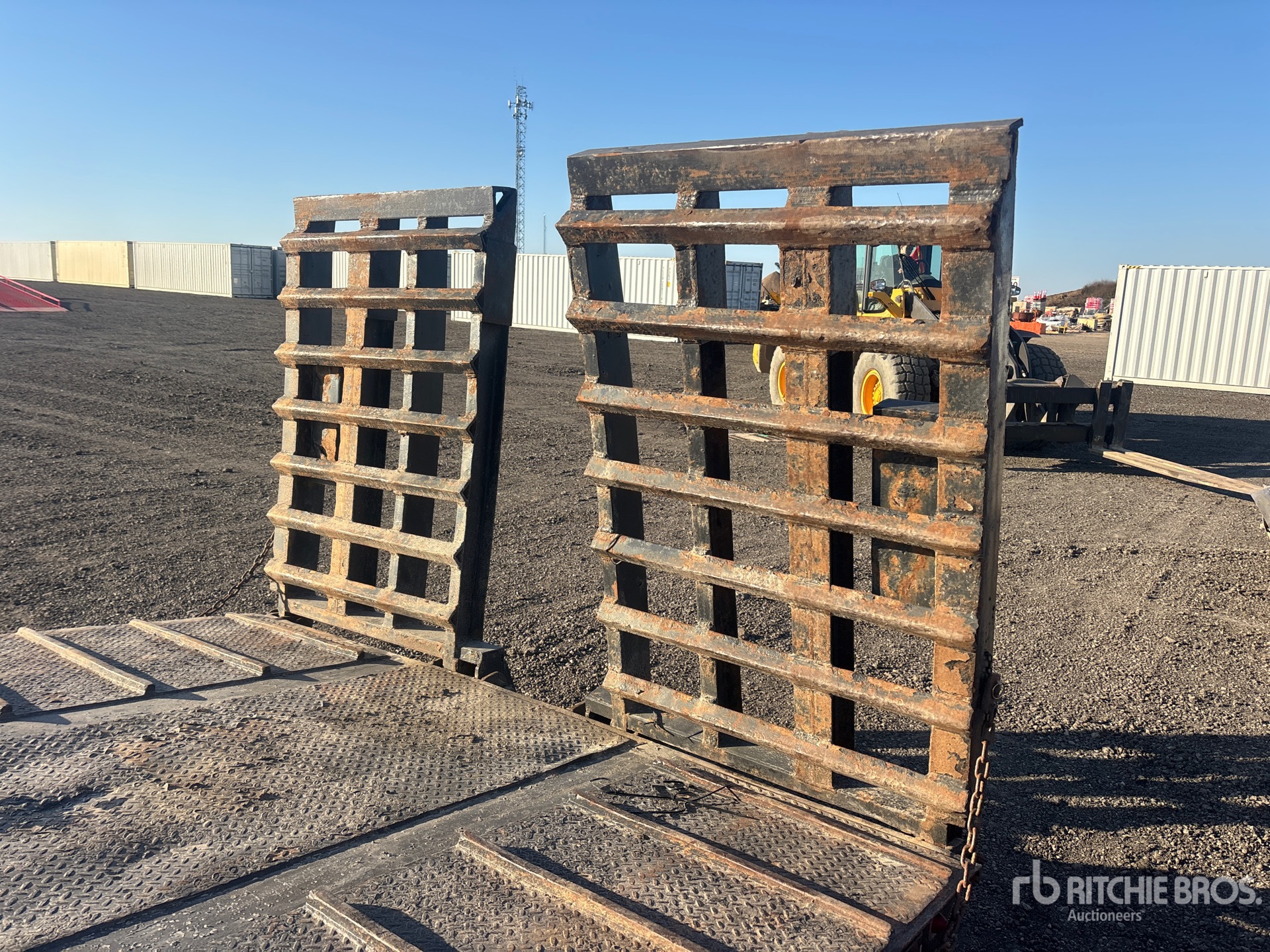 2016 Load Star Trailer 32 FT QUAD/A