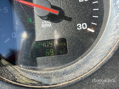 4 Transmision with Engine Hours