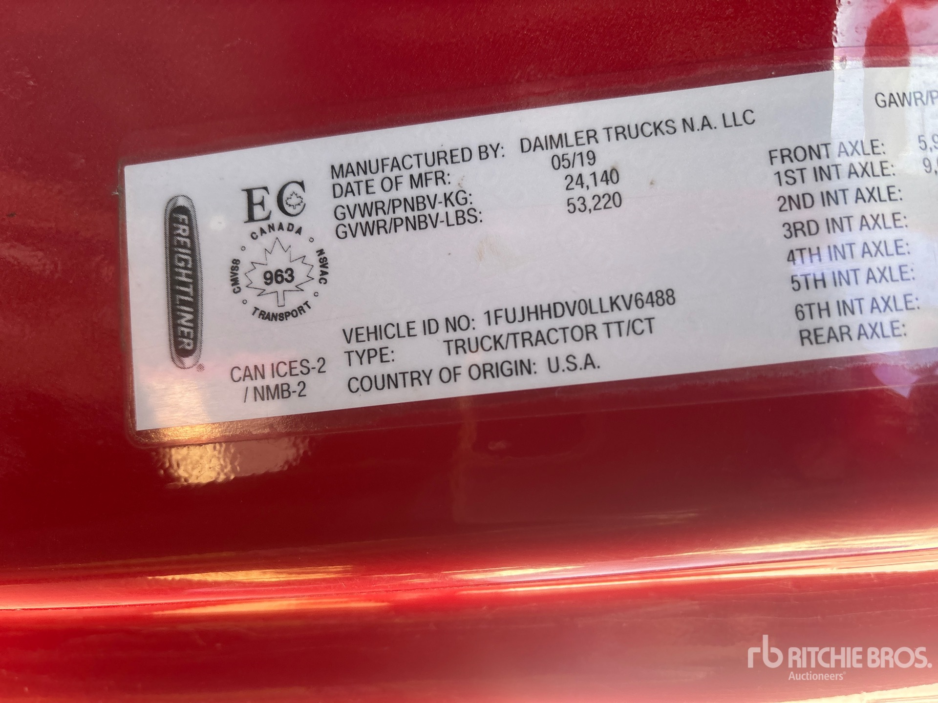 2020 Freightliner CASCADIA