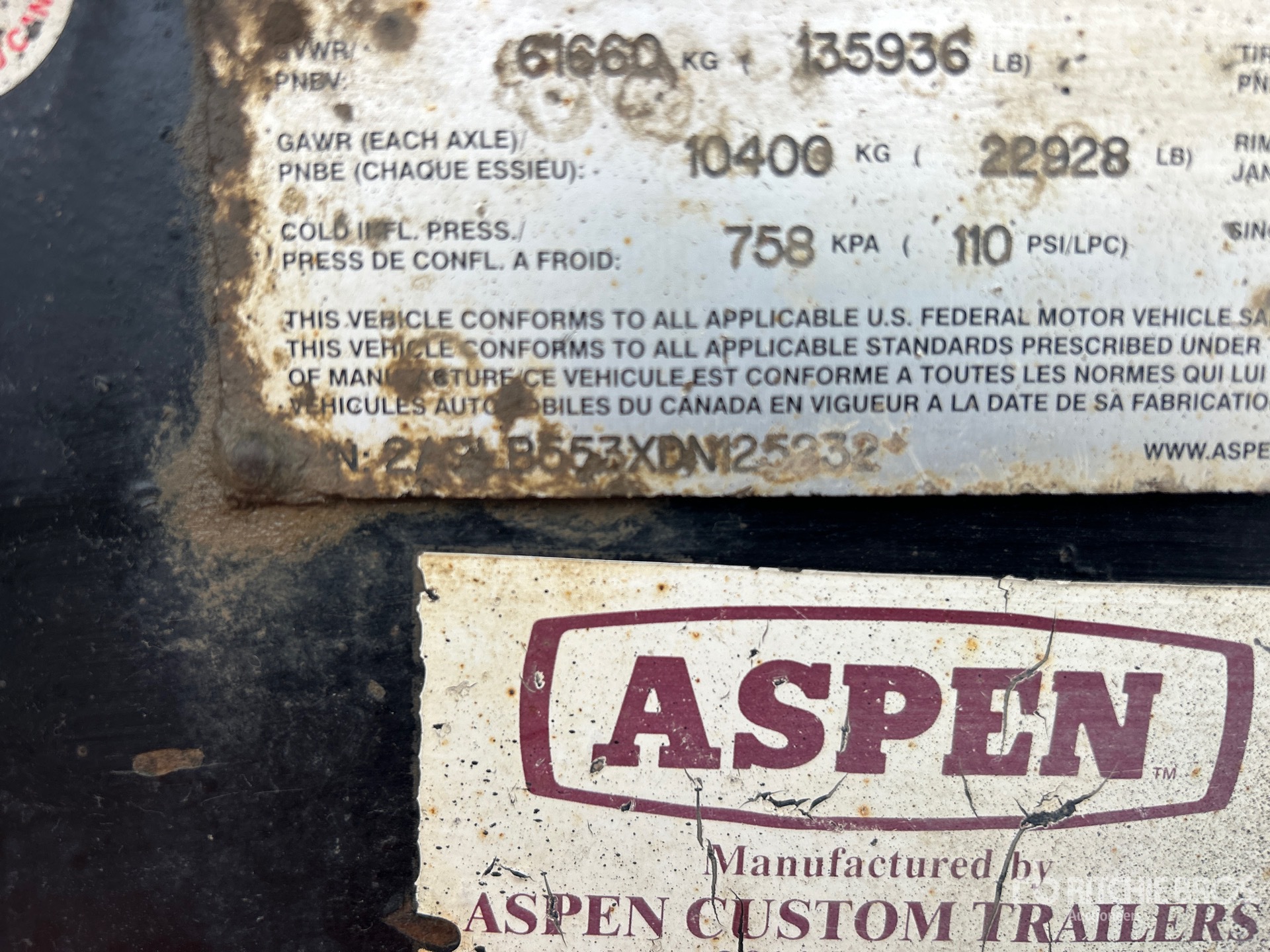 2013 Aspen 55 ton Tri/A Removable Gooseneck